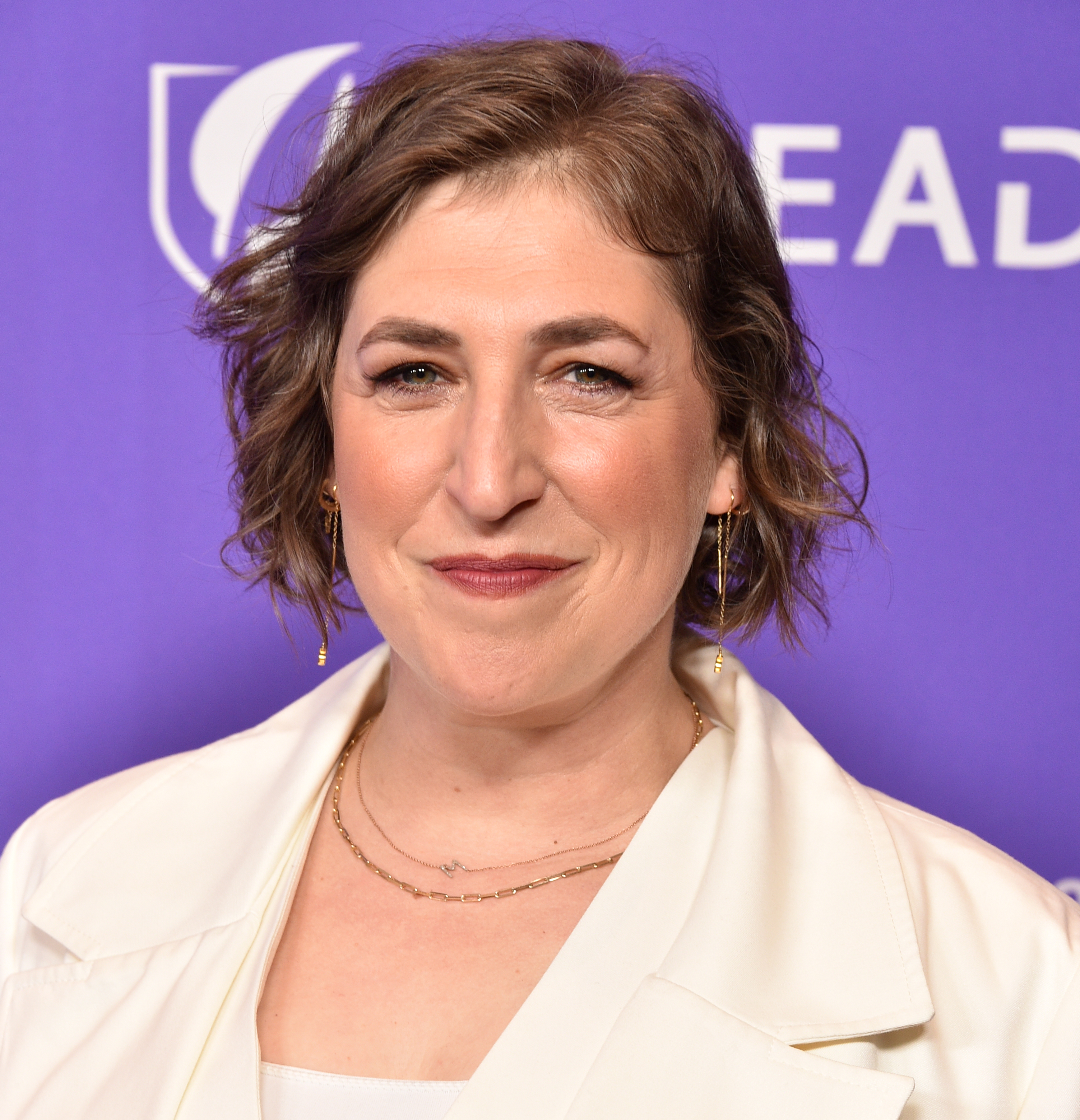 Mayim Bialik attends a gala in Los Angeles, California on April 22, 2023 | Source: Getty Images
