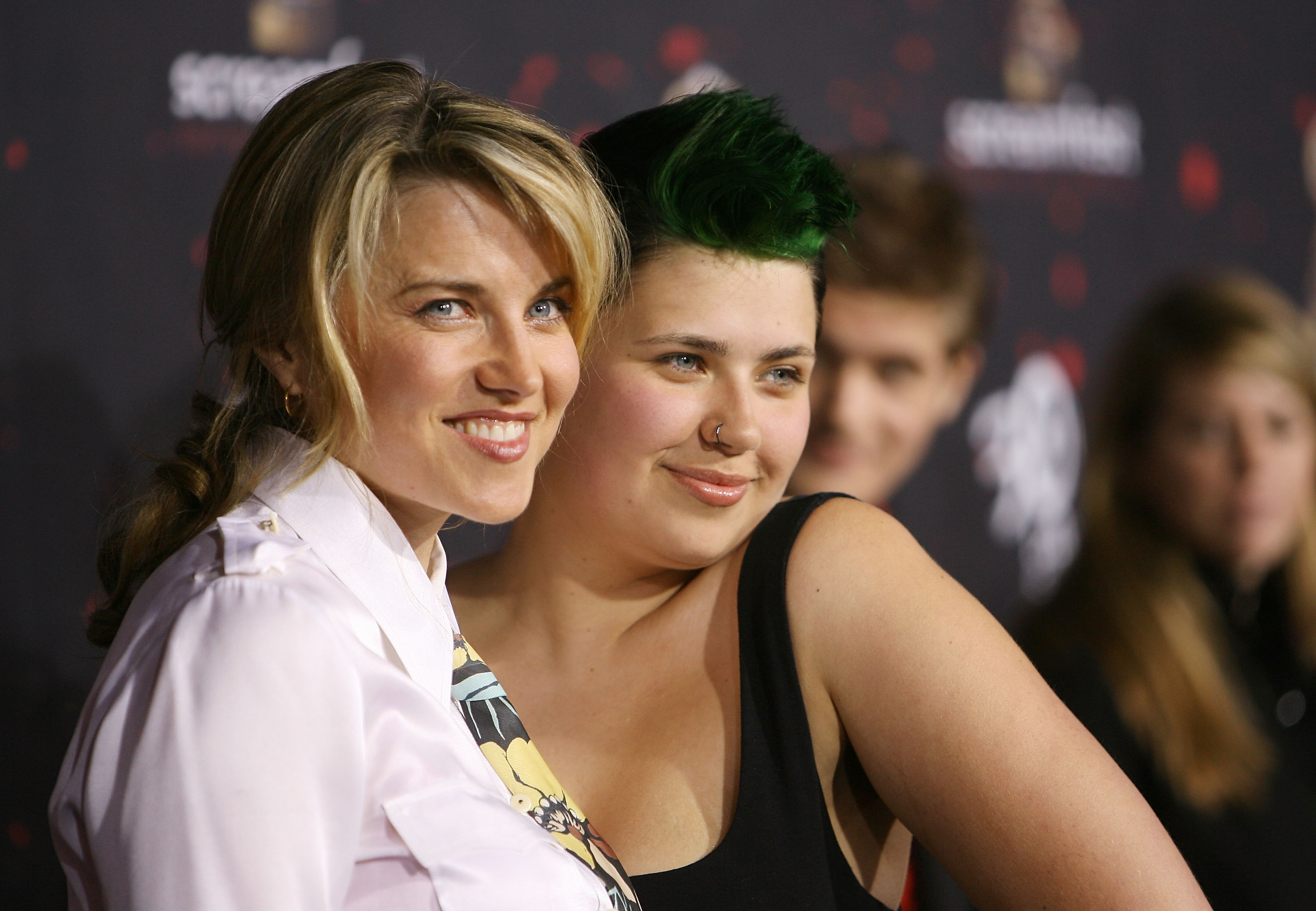 Lucy Lawless and her daughter Daisy attend the Sony Pictures premiere of "30 Days of Night" at Grauman's Chinese Theatre on October 16, 2007, in Hollywood, California. | Source: Getty Images
