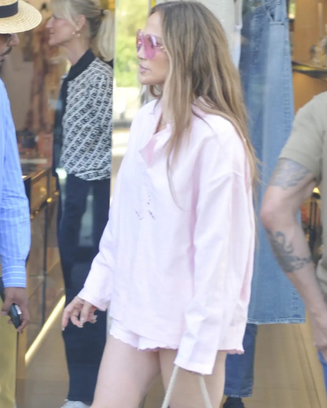 Jennifer Lopez is seen at Istinye Park on August 4, 2025, in Istanbul, Turkey. | Source: Instagram/pagesix