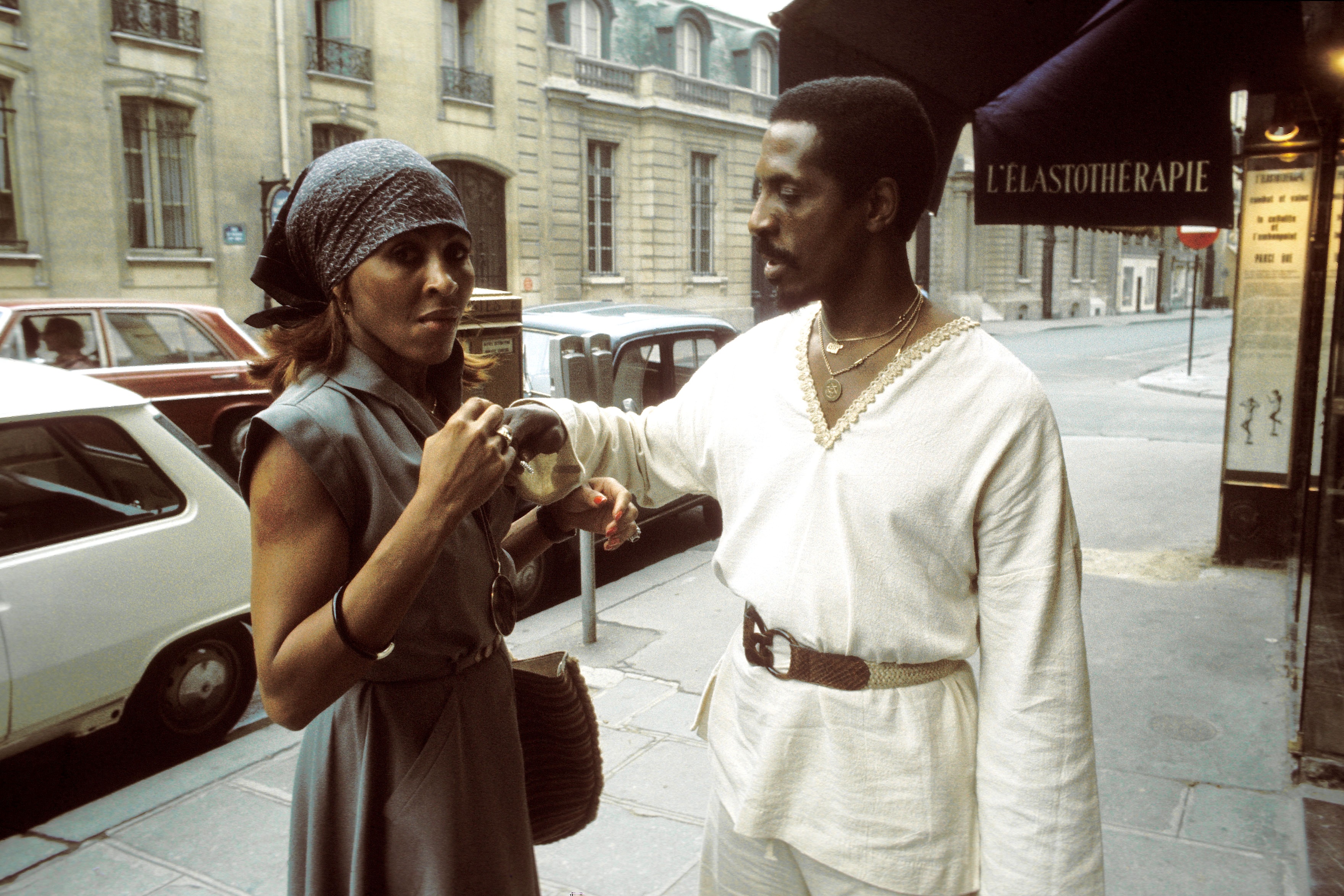 Ike and Tina Turner in Paris, 1975. | Source: Getty Images