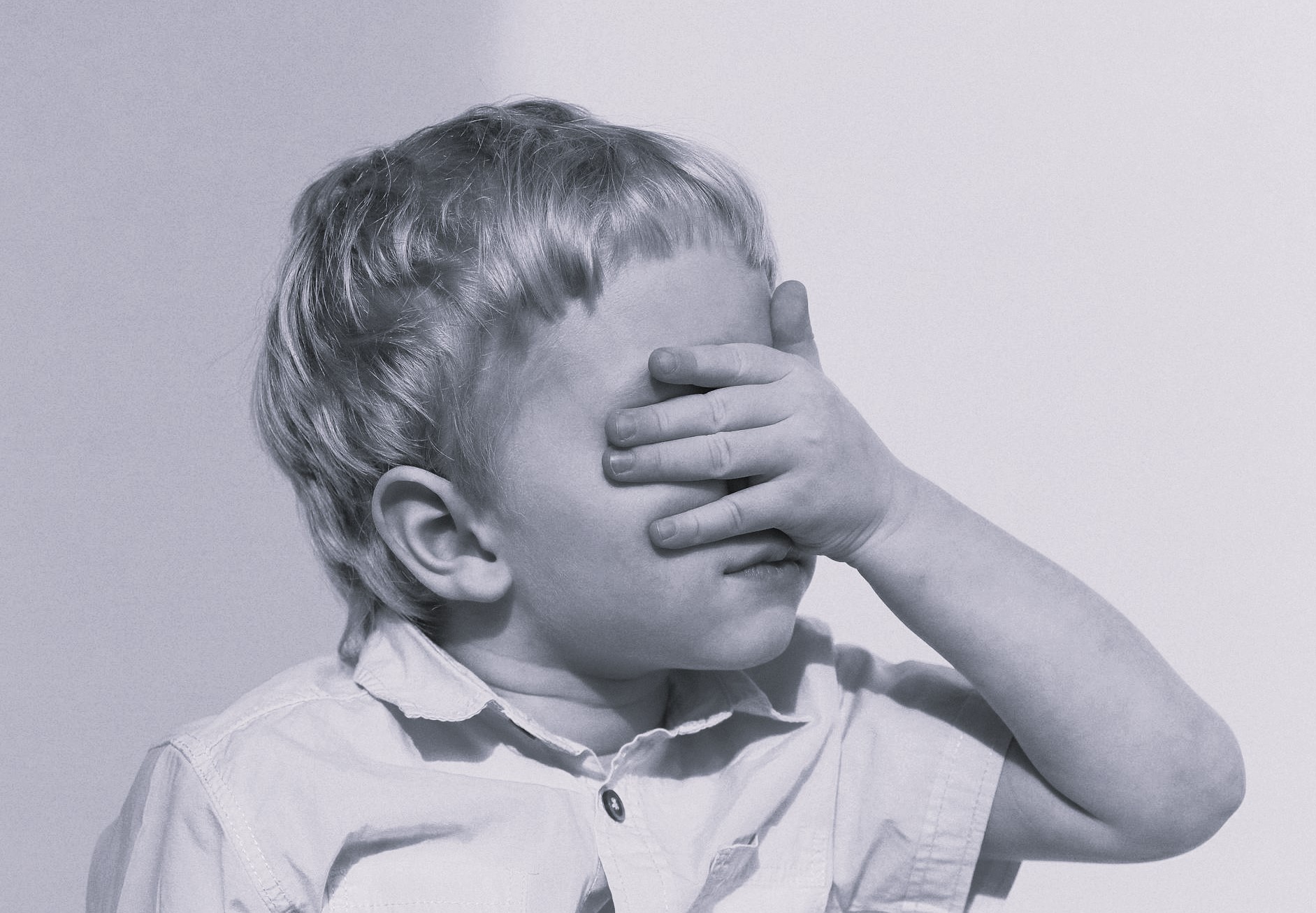 Grayscale of a sad boy | Source: Pexels