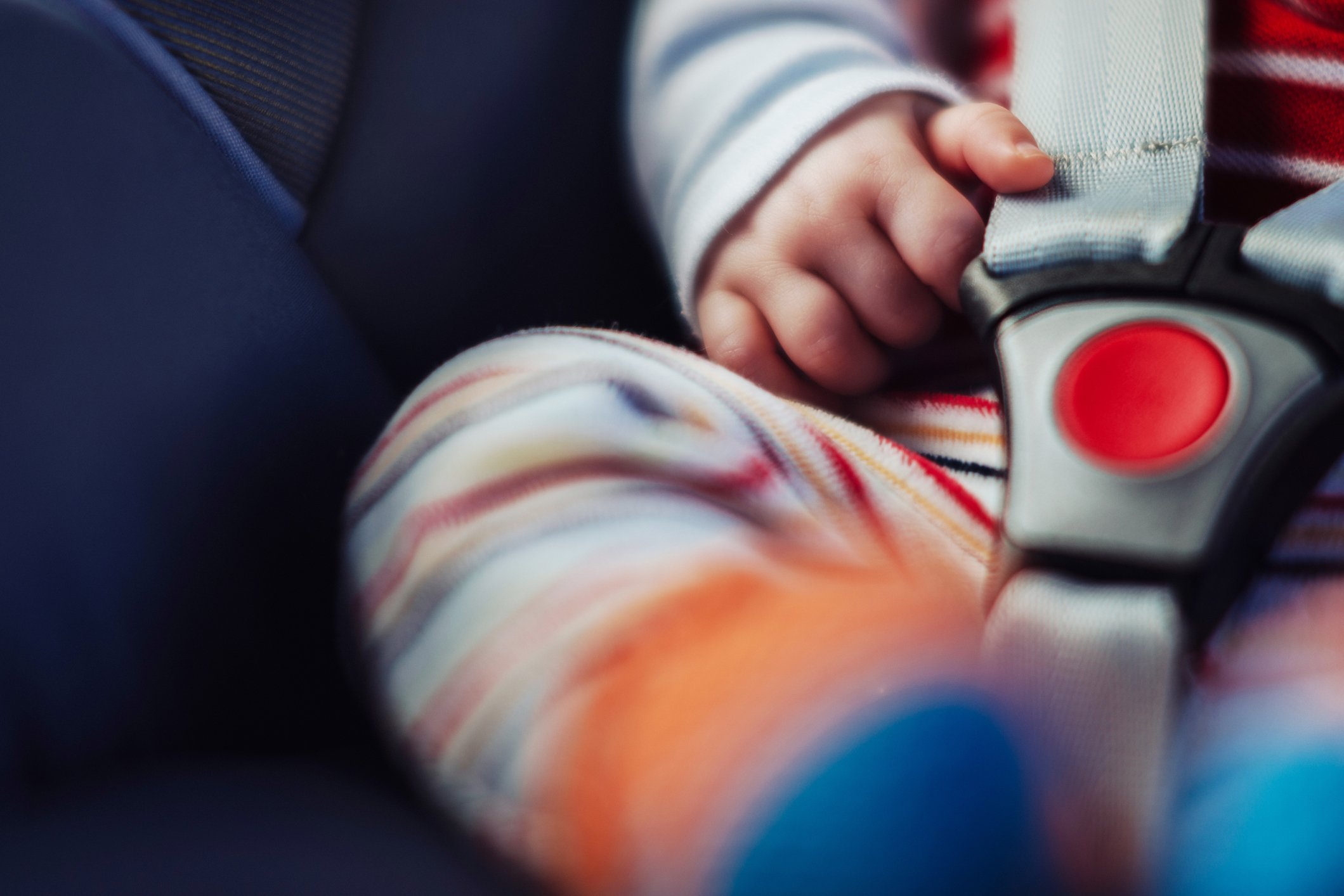 Bébé dans un siège auto. | Photo : Getty Images