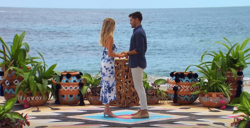 Dylan Barbour and Hannah Godwin in an episode of  Bachelor in Paradise 2019 | Photo: Youtube / Bachelor Nation on ABC