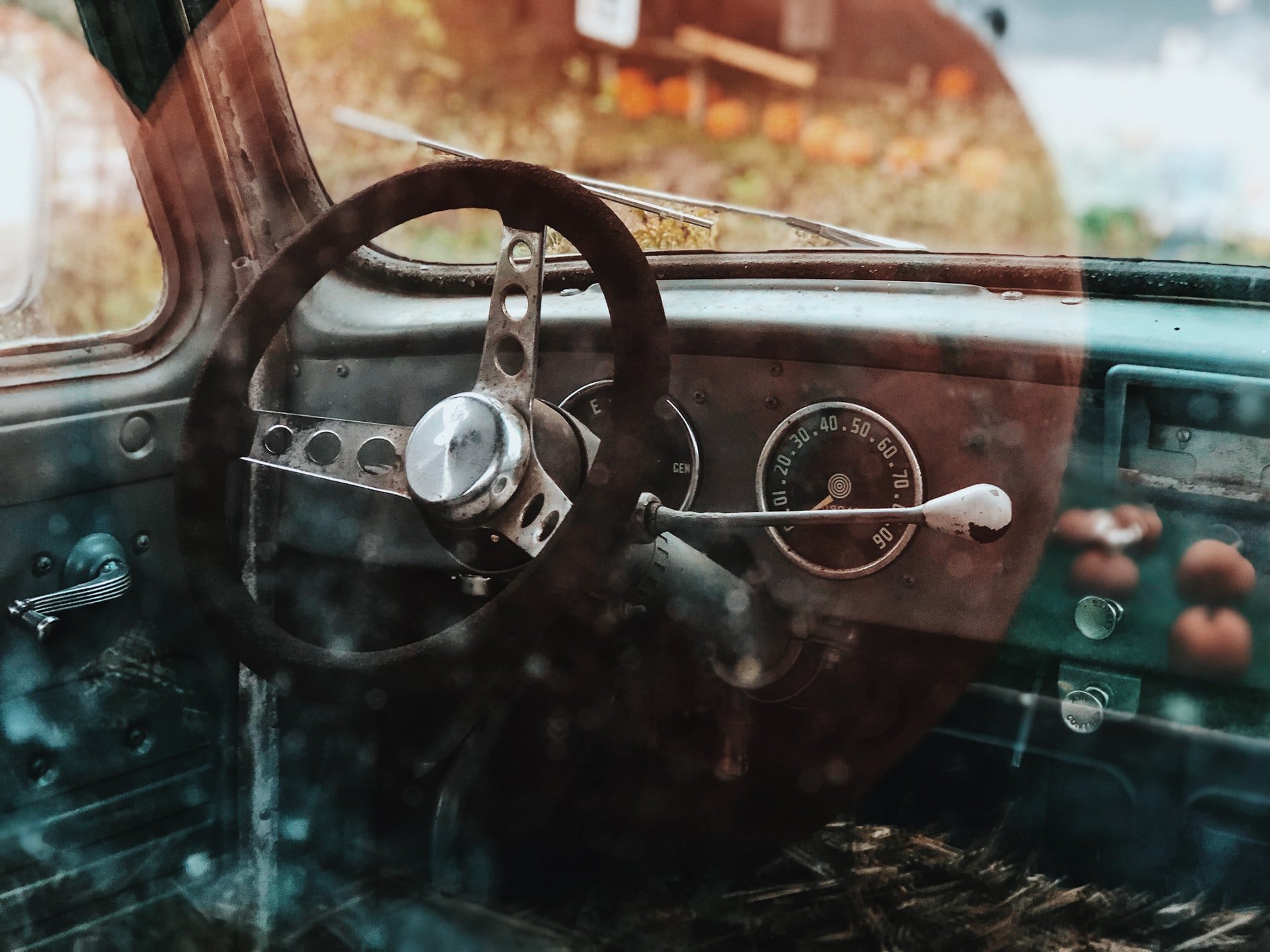 It was time to change the truck's oil. | Source: Unsplash