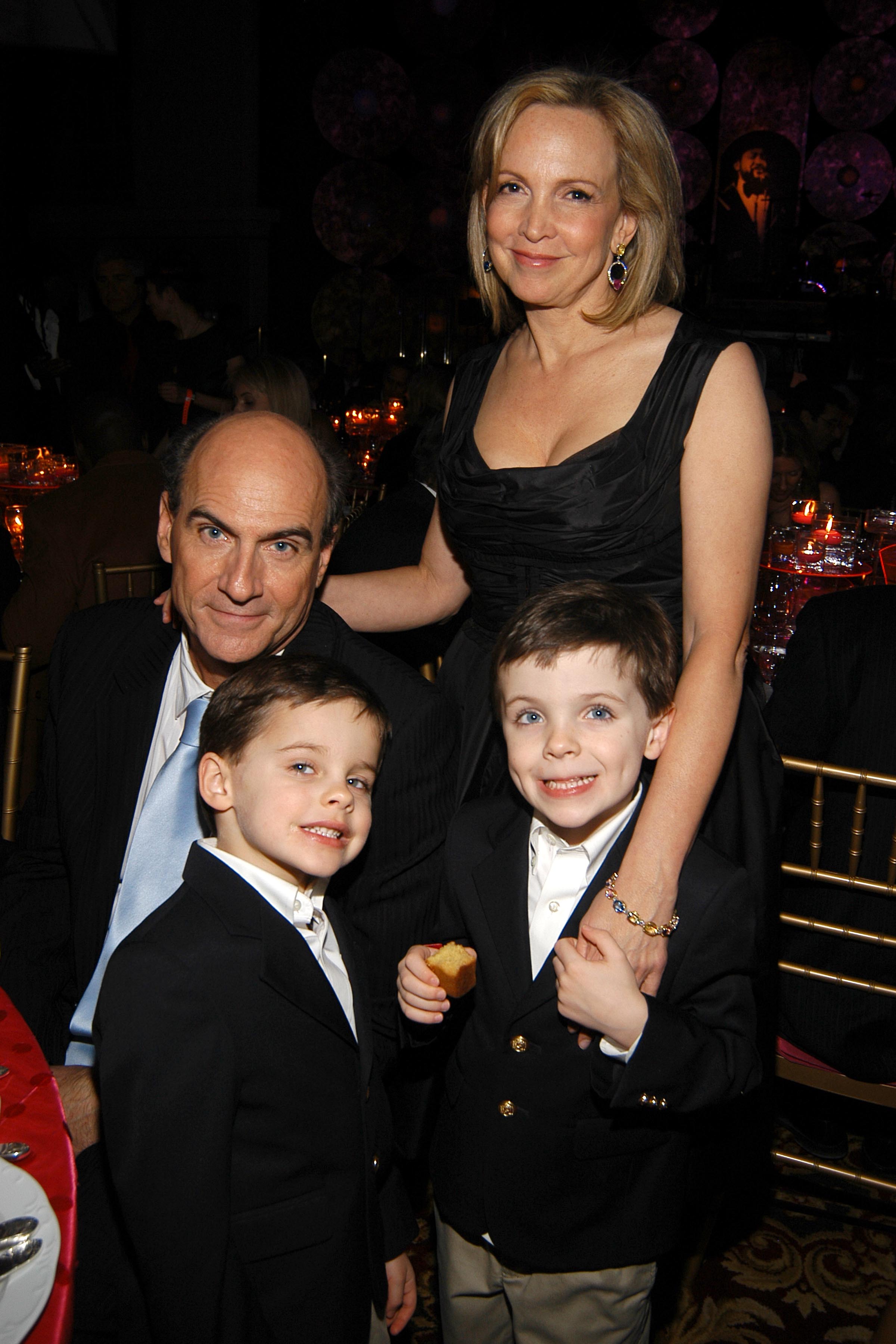 James Talyor, his wife Caroline Smedvig, and their sons Henry and Rufus Taylor at the Entertainment Industry Foundation's NCCRA Colon Cancer Benefit on March 15, 2006 | Source: Getty Images