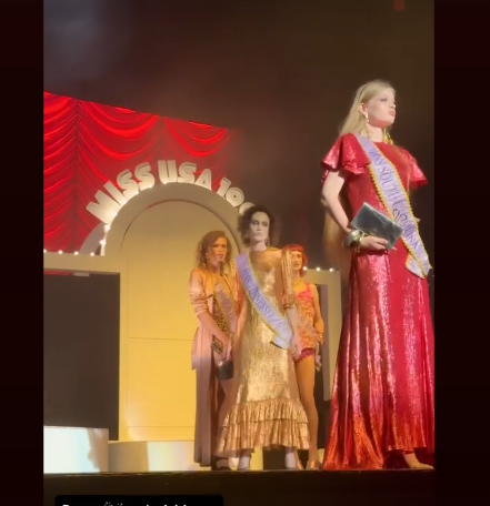 Vivian Wilson takes the stage with fellow models at New York Fashion Week on September 12, 2025 | Source: Instagram/alexisbittar