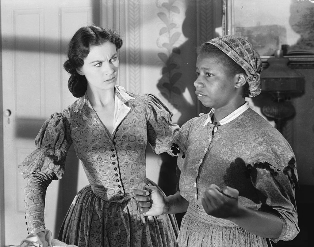 Vivien Leigh and Butterfly McQueen on "Gone With the Wind" circa 1939 | Source: Getty Images