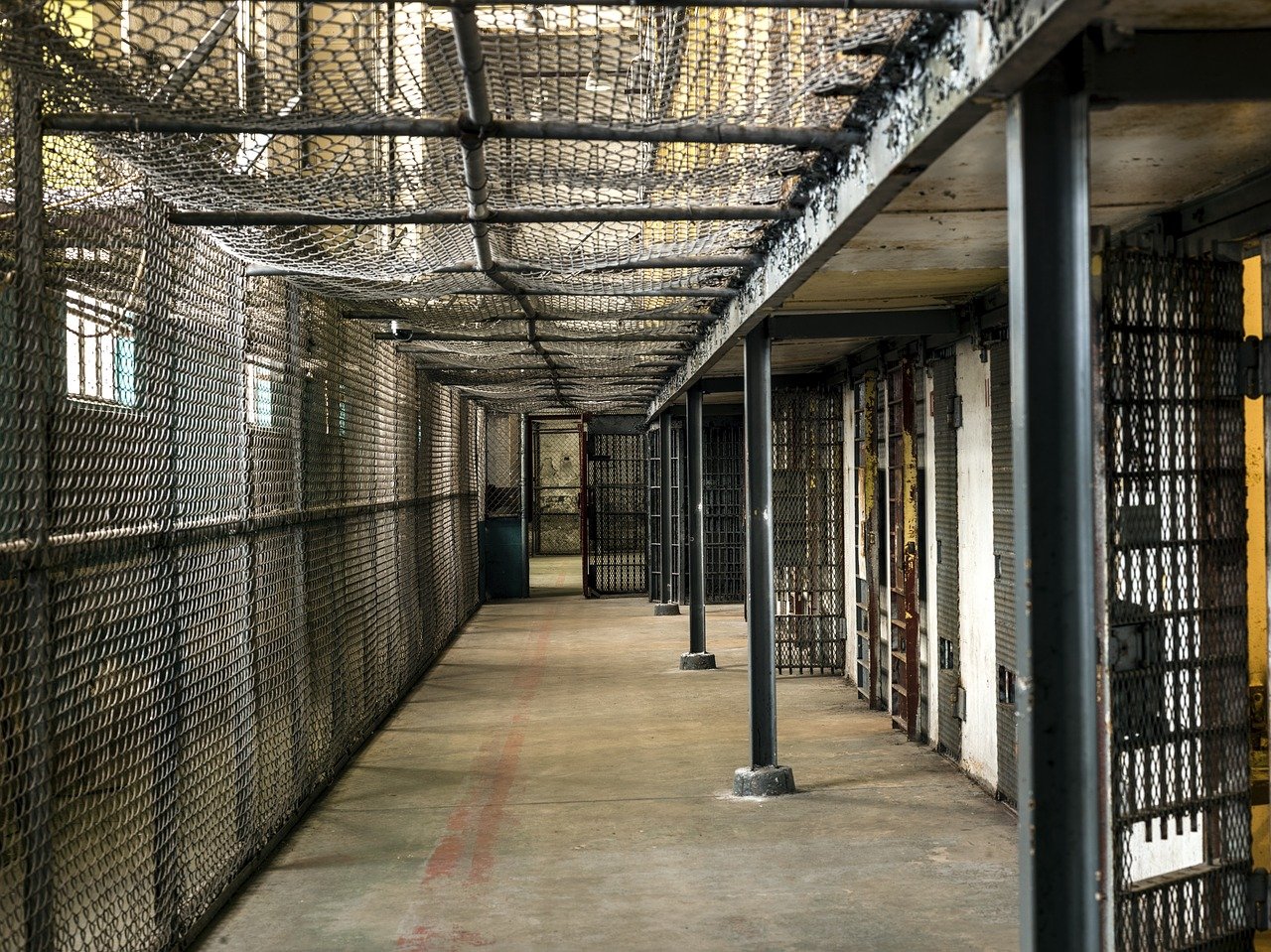 Photo of a prison facility | Photo: Pixabay