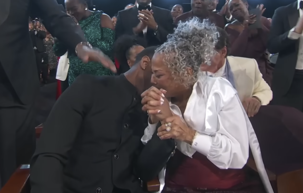 Michael B Jordan hugging his mother Donna Jordan at the 98th Academy Awards from a video posted on  March 16, 2025 | Source: YouTube/@ABC7