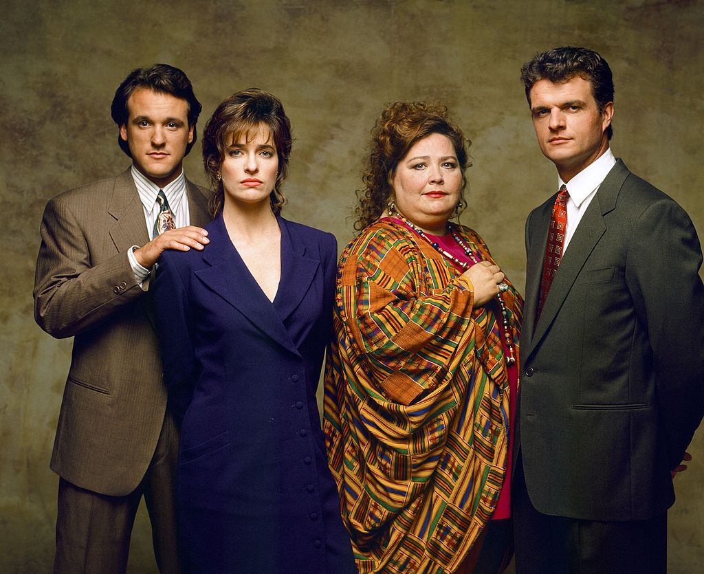Tom Verica, Sheila Kelley, Conchata Ferrell und Michael Cumpsty in "LA Law" - Foto von: Bill Robbins / NBC / NBCU Photo Bank | Quelle: Getty Images