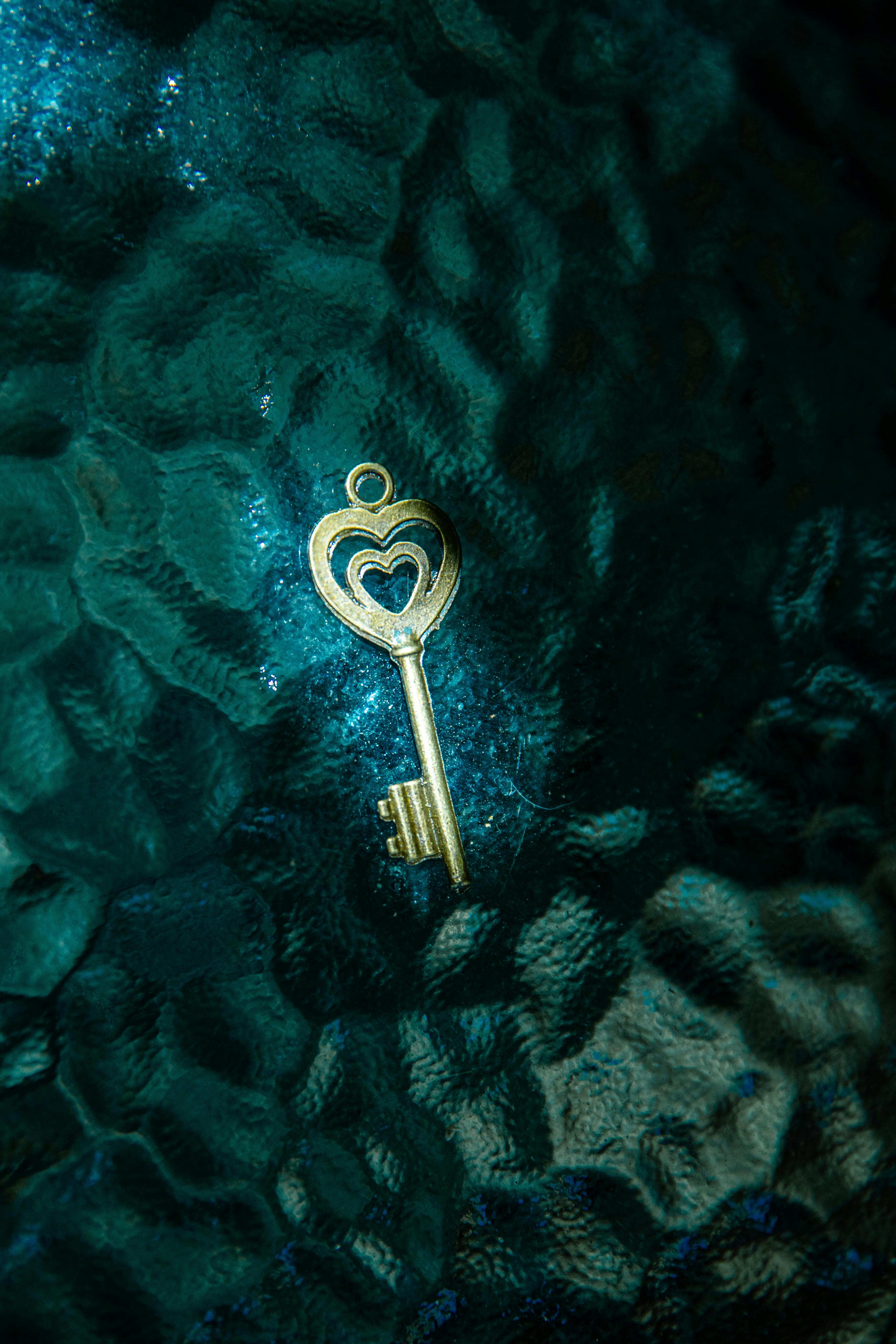 A key | Source: Pexels