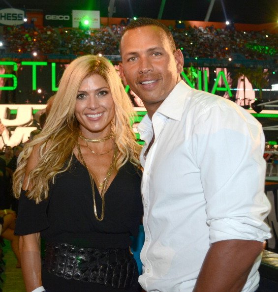Torrie Wilson and Alex Rodriguez at Sun Life Stadium in Miami Gardens, Florida on April 1, 2012. | Photo: Getty Images