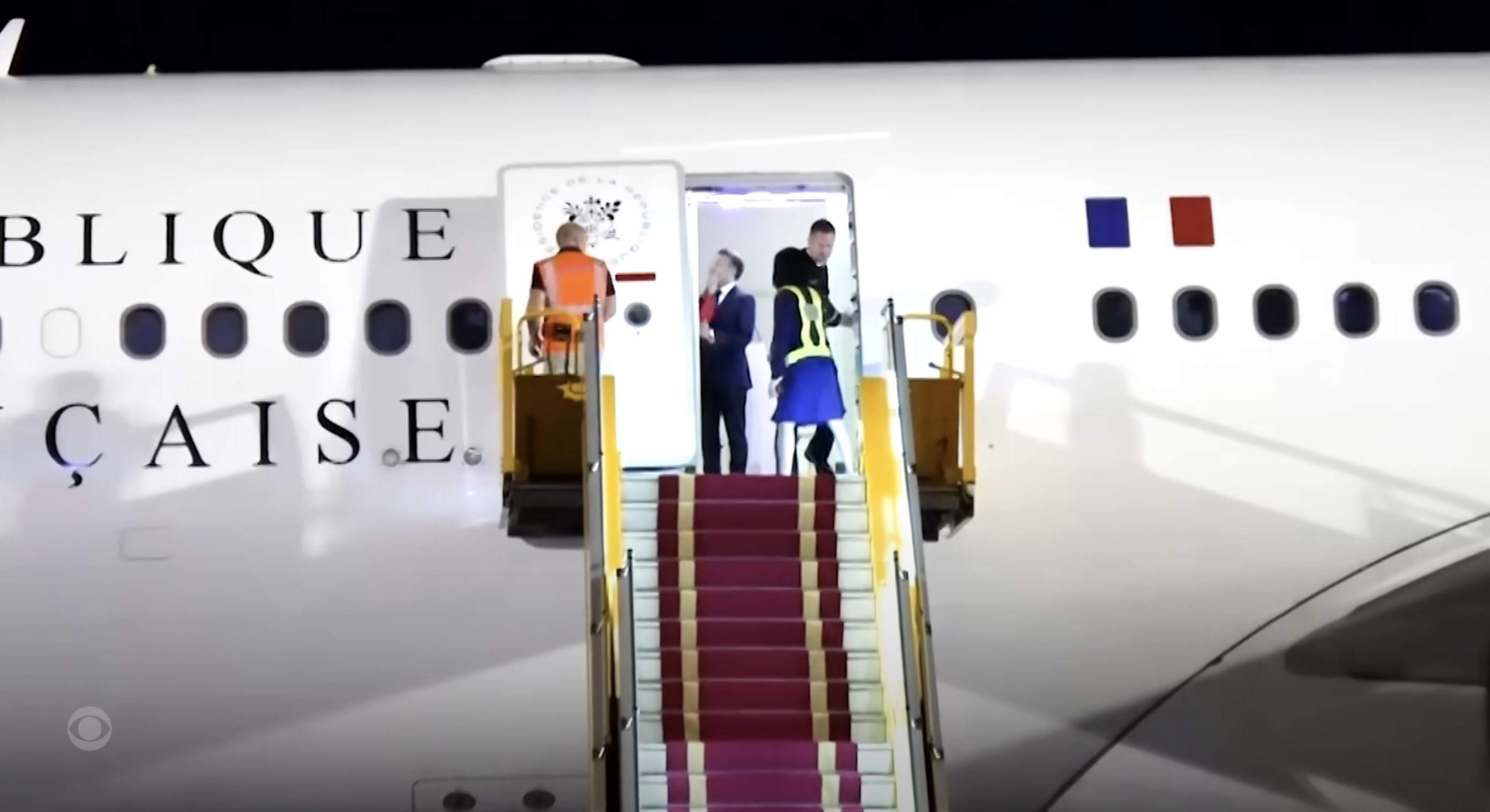 Emmanuel and Brigitte's controversial altercation on an airplane from a video dated May 27, 2025. | Source: YouTube/CBS News