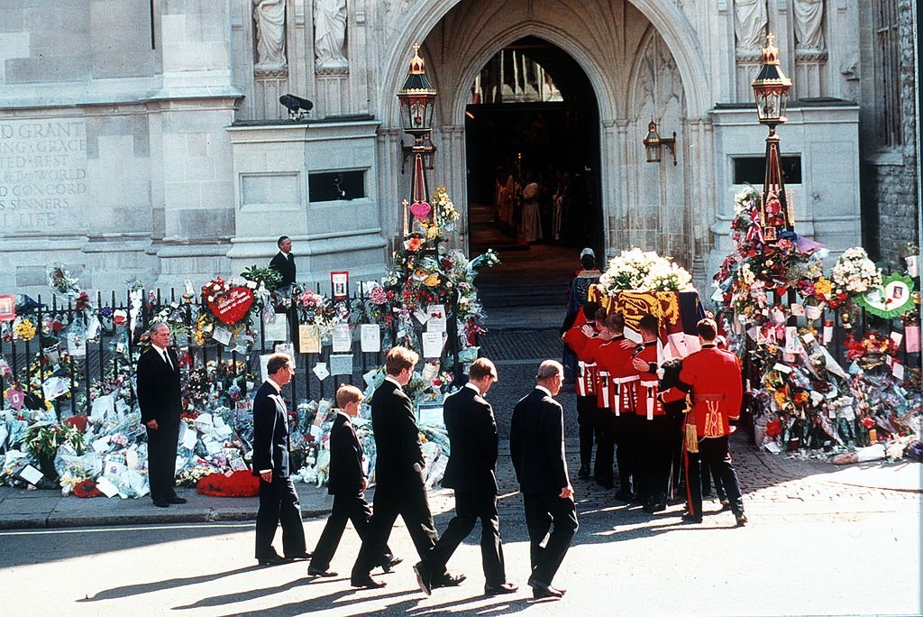  Earl Spencer, Prince William, Prince Harry, Prince Charles and the Duke of Edinburgh follow the coffin to the funeral cortege of Diana, Princess of Wales as it arrives at Westminster Abbey on September 6, 1997 | Getty Images