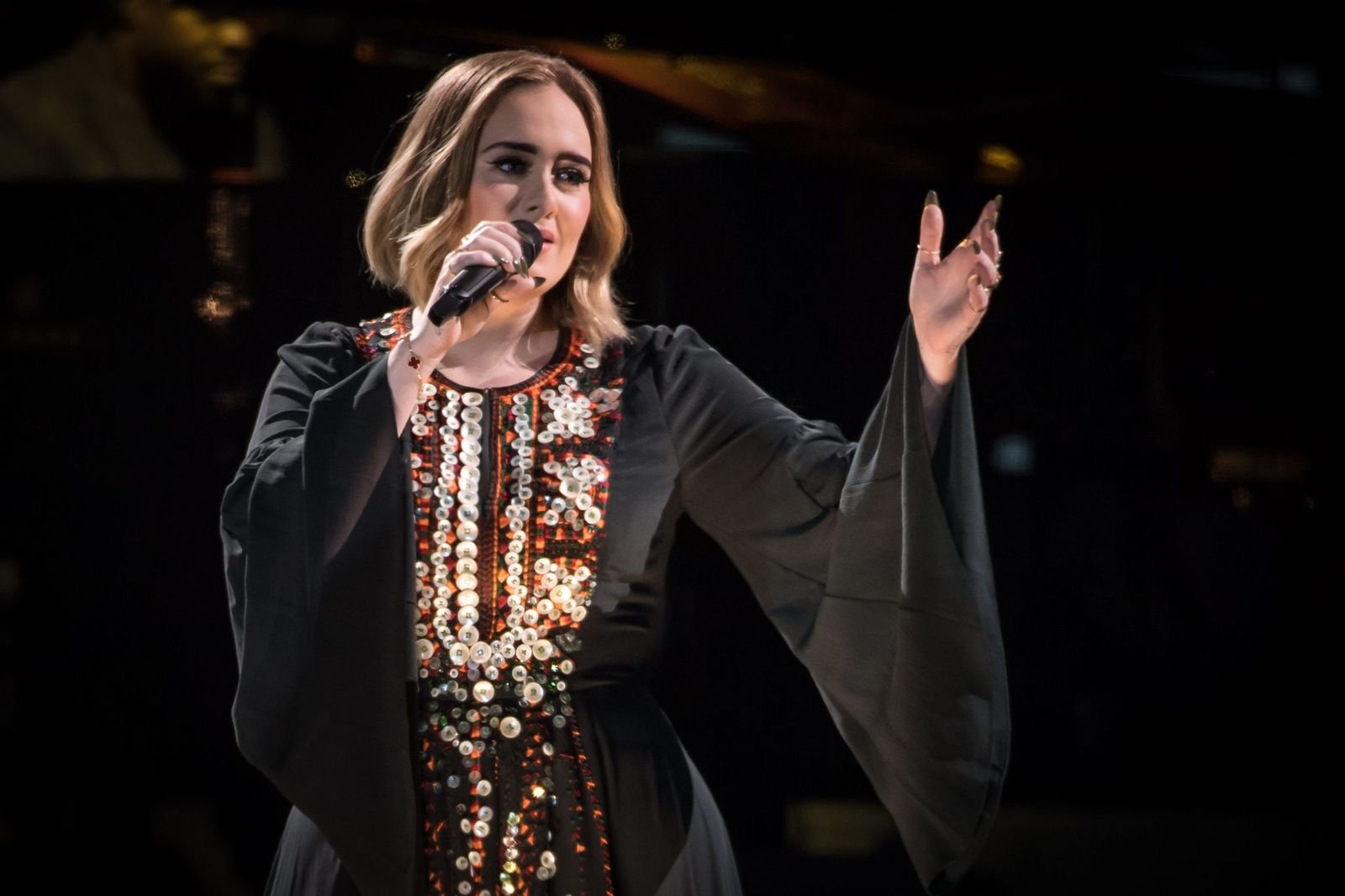 Adele performed on The Pyramid Stage on day 2 of the Glastonbury Festival at Worthy Farm, Pilton on June 25, 2016 in Glastonbury, England | Photo: Getty Images