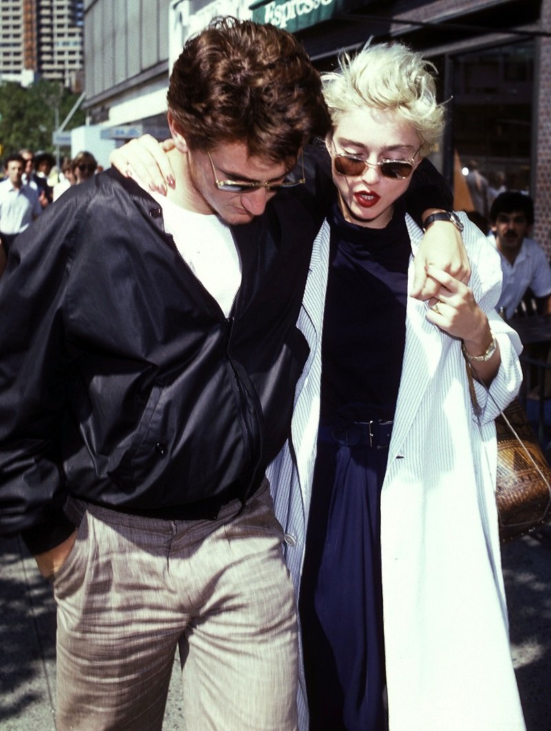 Sean Penn and Madonna on August 13, 1986 at the Mitzi Newhouse Theatre, Lincoln Center, New York City | Photo: Getty Images