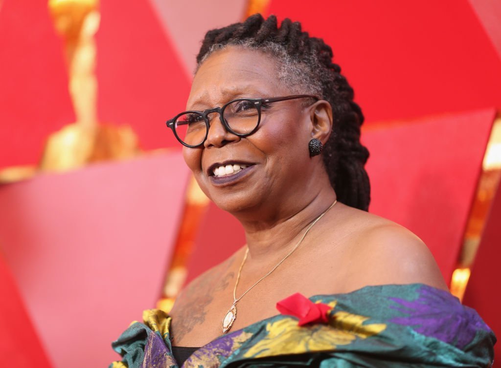 Whoopi Goldberg attends the 90th Annual Academy Awards at Hollywood & Highland Center | Photo: Getty Images