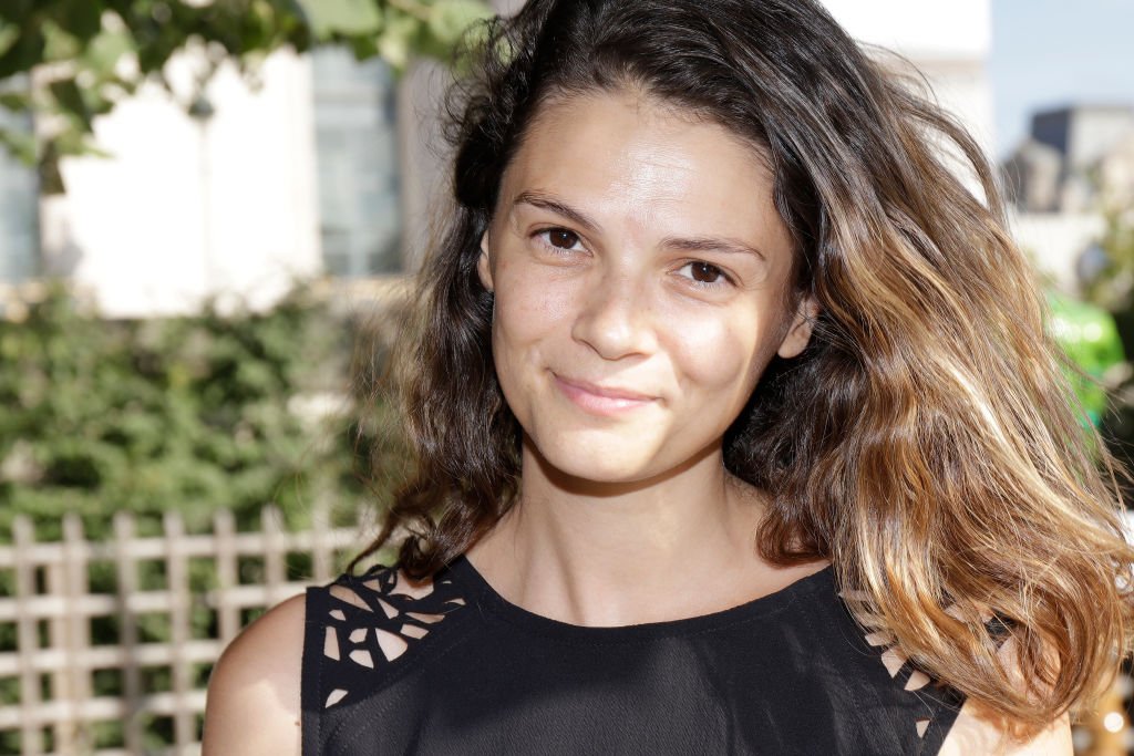 Stéphanie Pasterkamp pose lors d'une séance de portrait à Paris, France le 23 juin 2017. | Photo : Getty Images