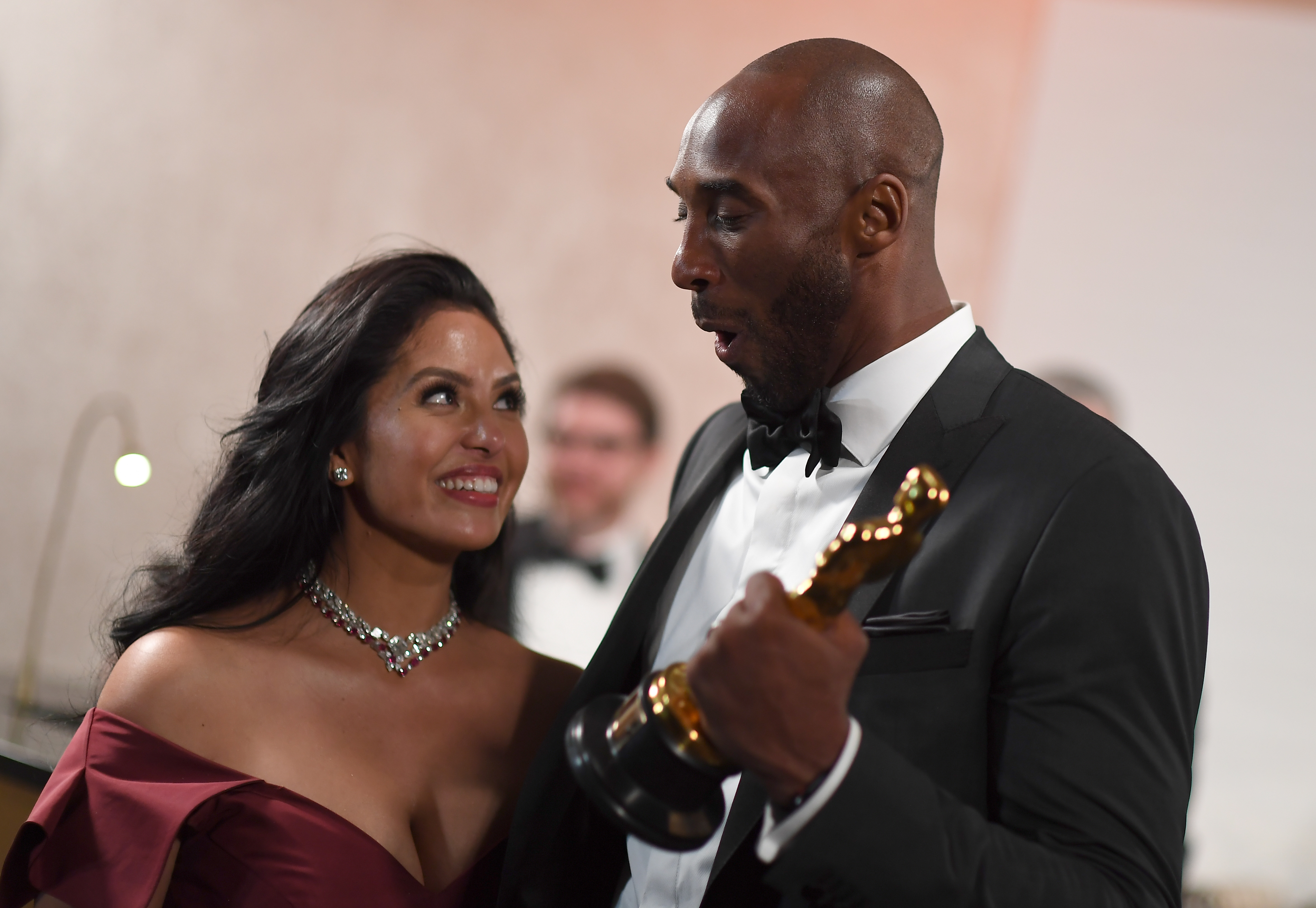 Kobe Bryant ve Vanessa Laine Bryant, 2018'de Hollywood, California'da 90. Yıllık Akademi Ödülleri'nde.  |  Kaynak: Getty Images
