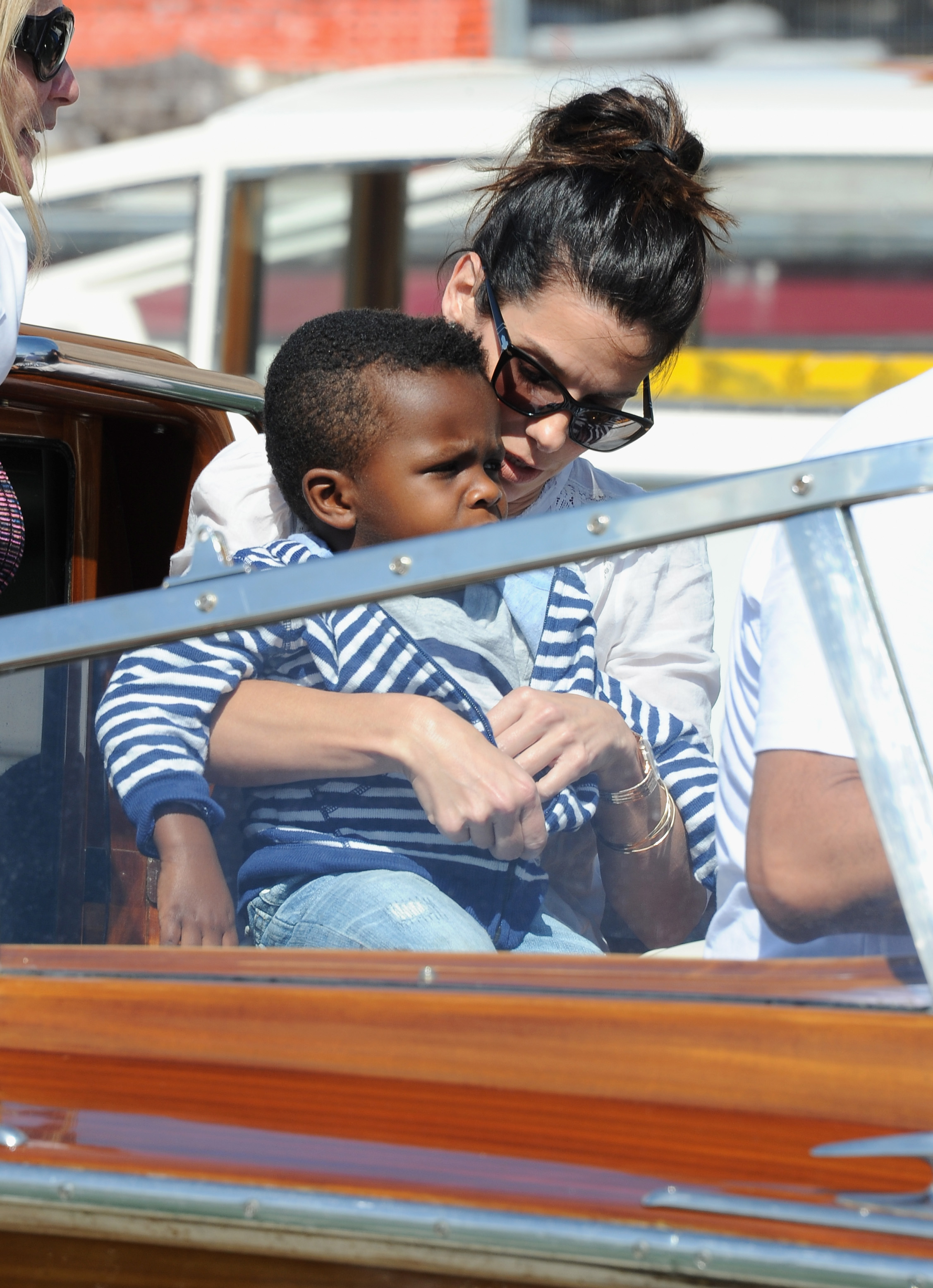 Sandra Bullock and son Louis Bullock on August 27, 2013 in Venice, Italy | Source: Getty Images