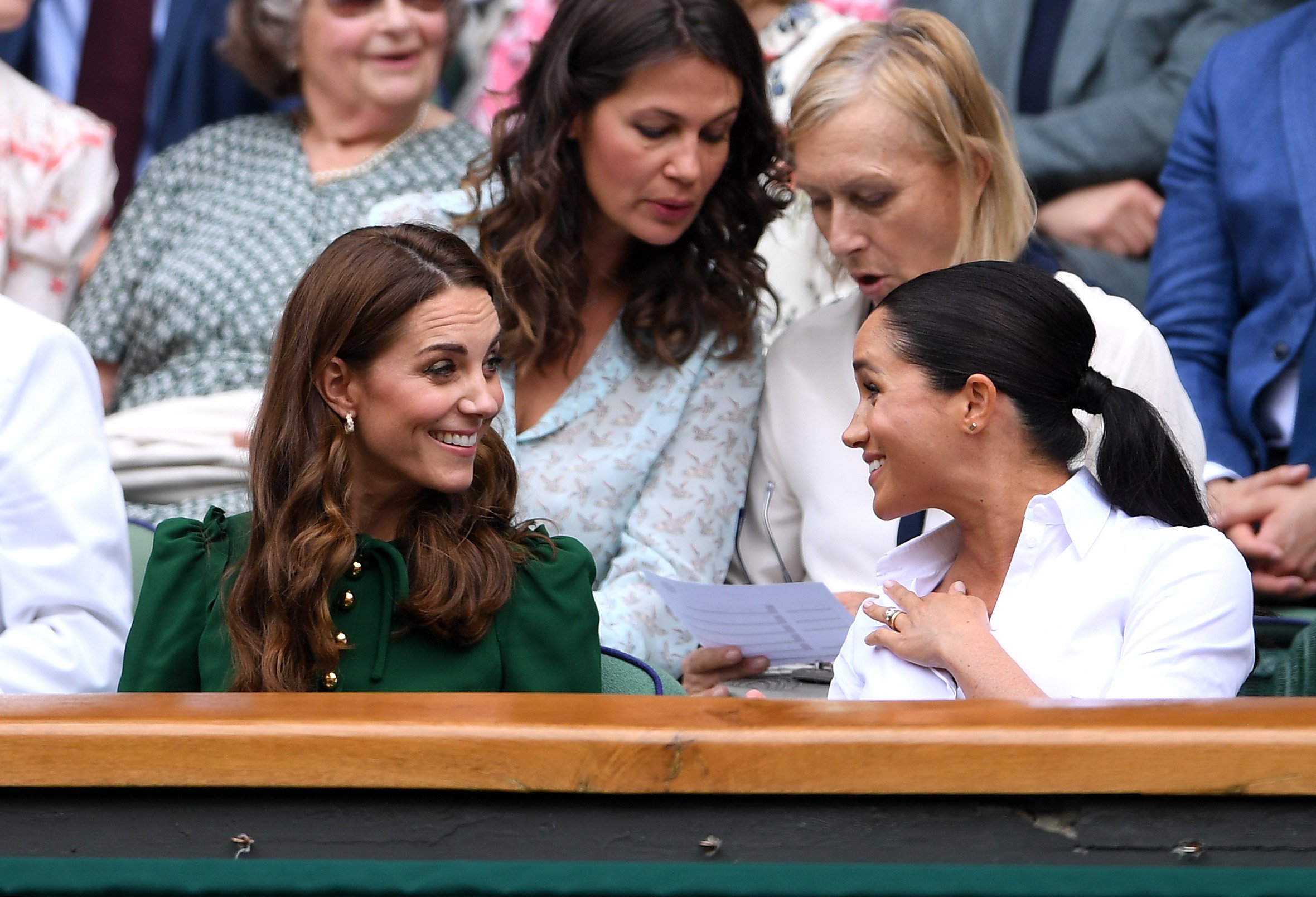 Kate Middleton et Meghan Markle à la finale des simple dames de Wimbledon 2019. l Source : Getty Images
