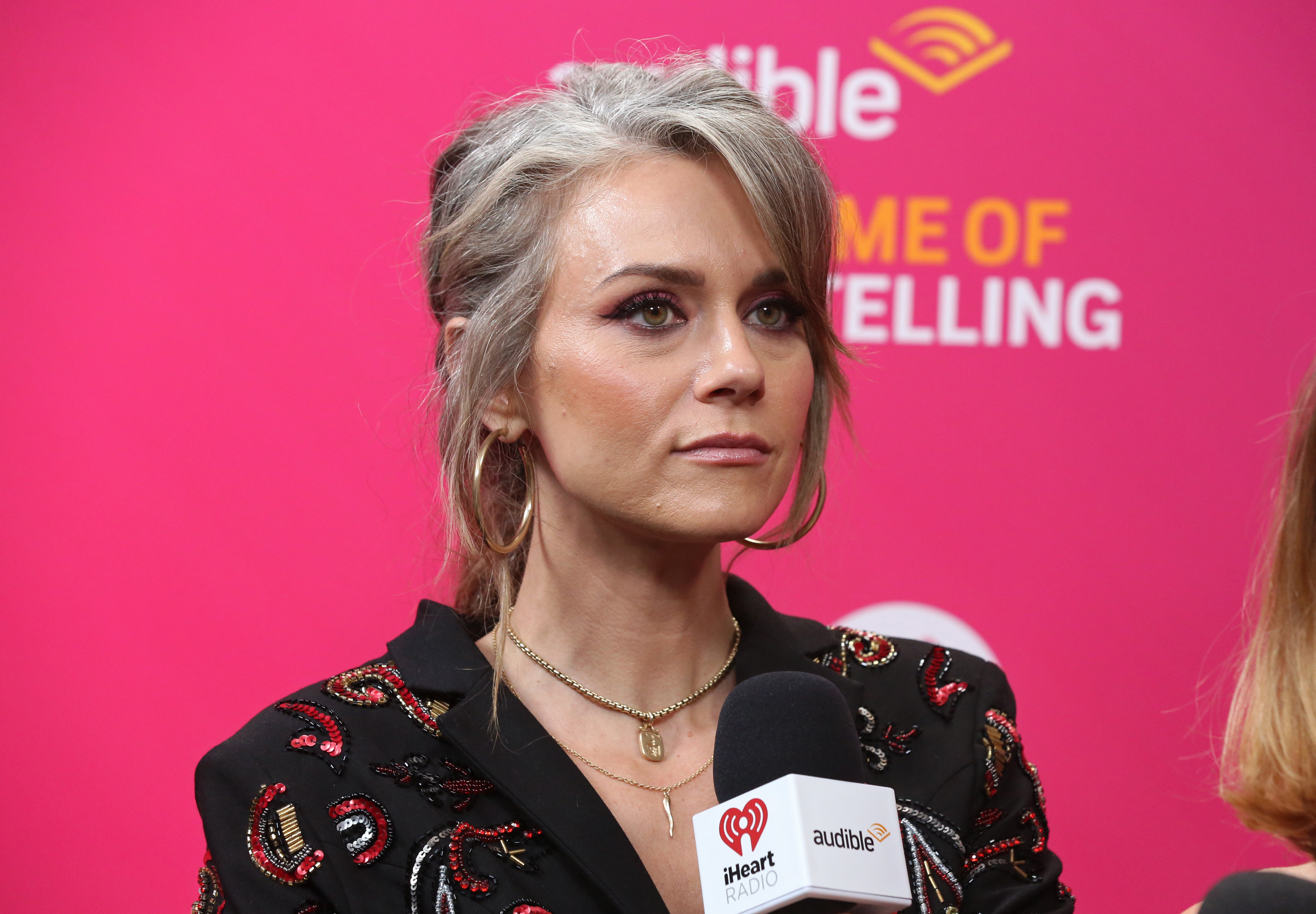 Hilarie Burton attends the 2022 iHeartRadio Music Festival at T-Mobile Arena on September 23, 2022, in Las Vegas, Nevada.| Source: Getty Images