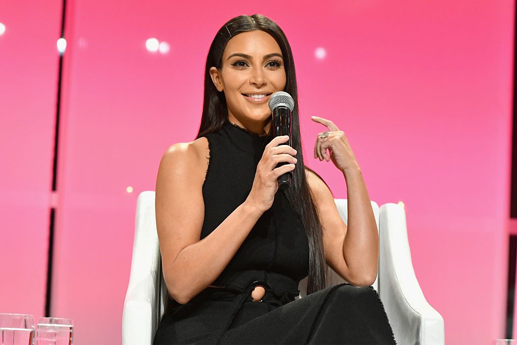Kim Kardashian-West speaks at The Girls' Lounge dinner at Advertising Week 2016 at Pier 60 on September 27, 2016 | Photo: Getty Images