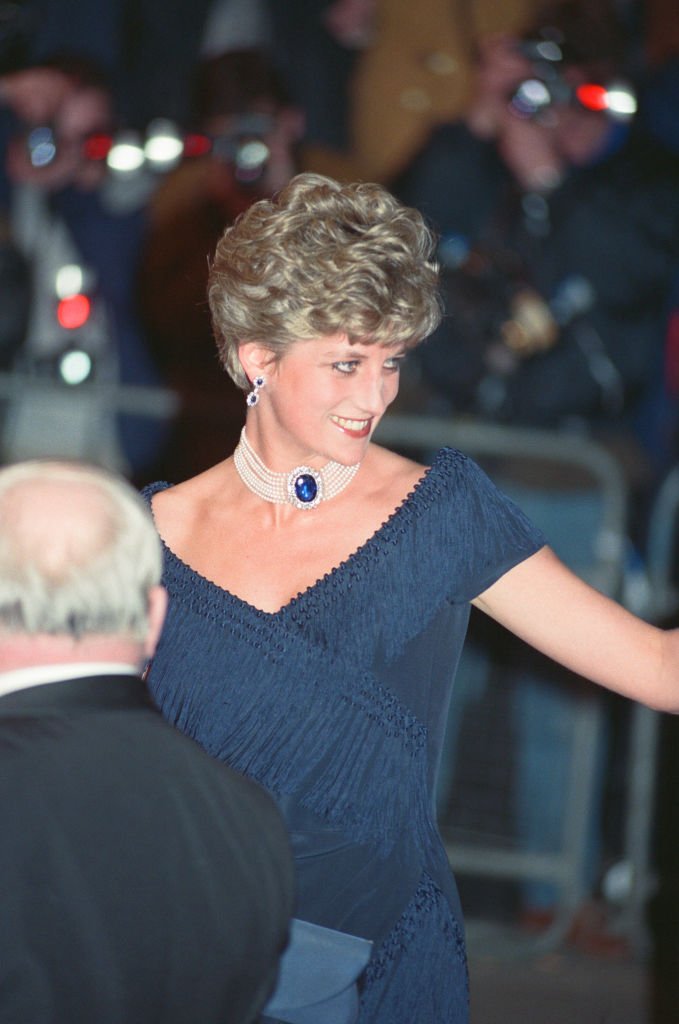 Princesa Diana de Gales en Odeon Leicester Square, Londres, febrero de 1992. | Foto: Getty Images