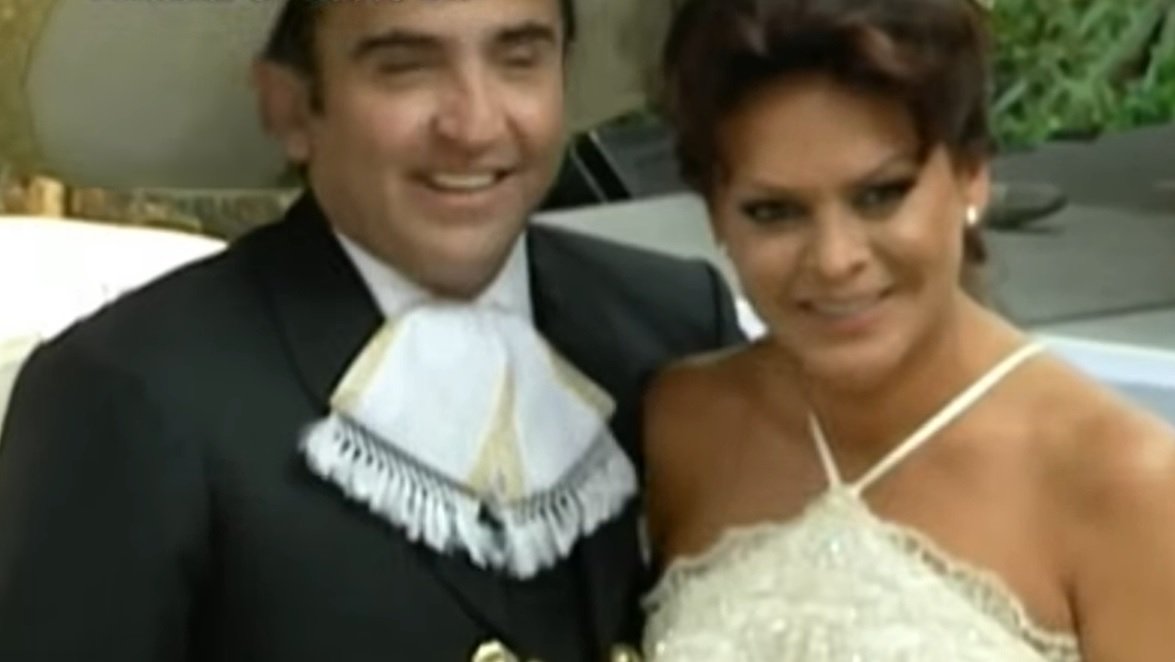 El casamiento de Mara Patricia Castañeda y Vicente Fernández Jr. | Foto: YouTube/Telemundo Entretenimiento