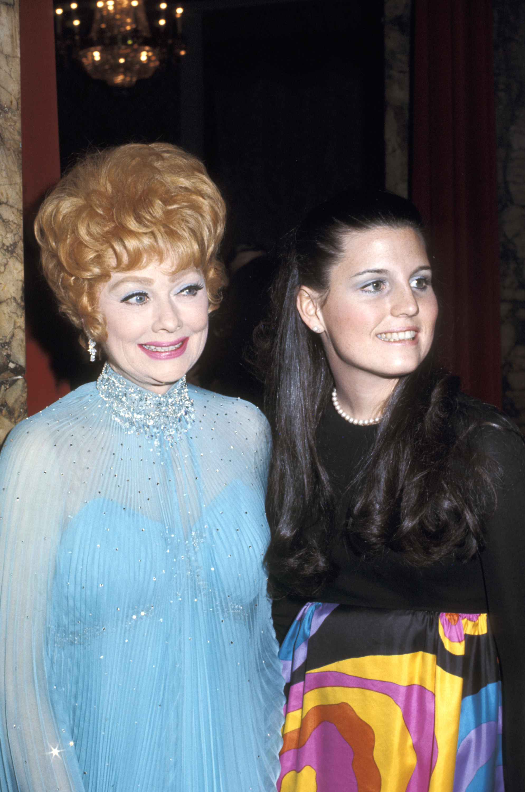 Lucille Ball and Lucie Arnaz during the Carol Burnett Testimonial Dinner on May 11, 1973, in New York City. | Source: Getty Images