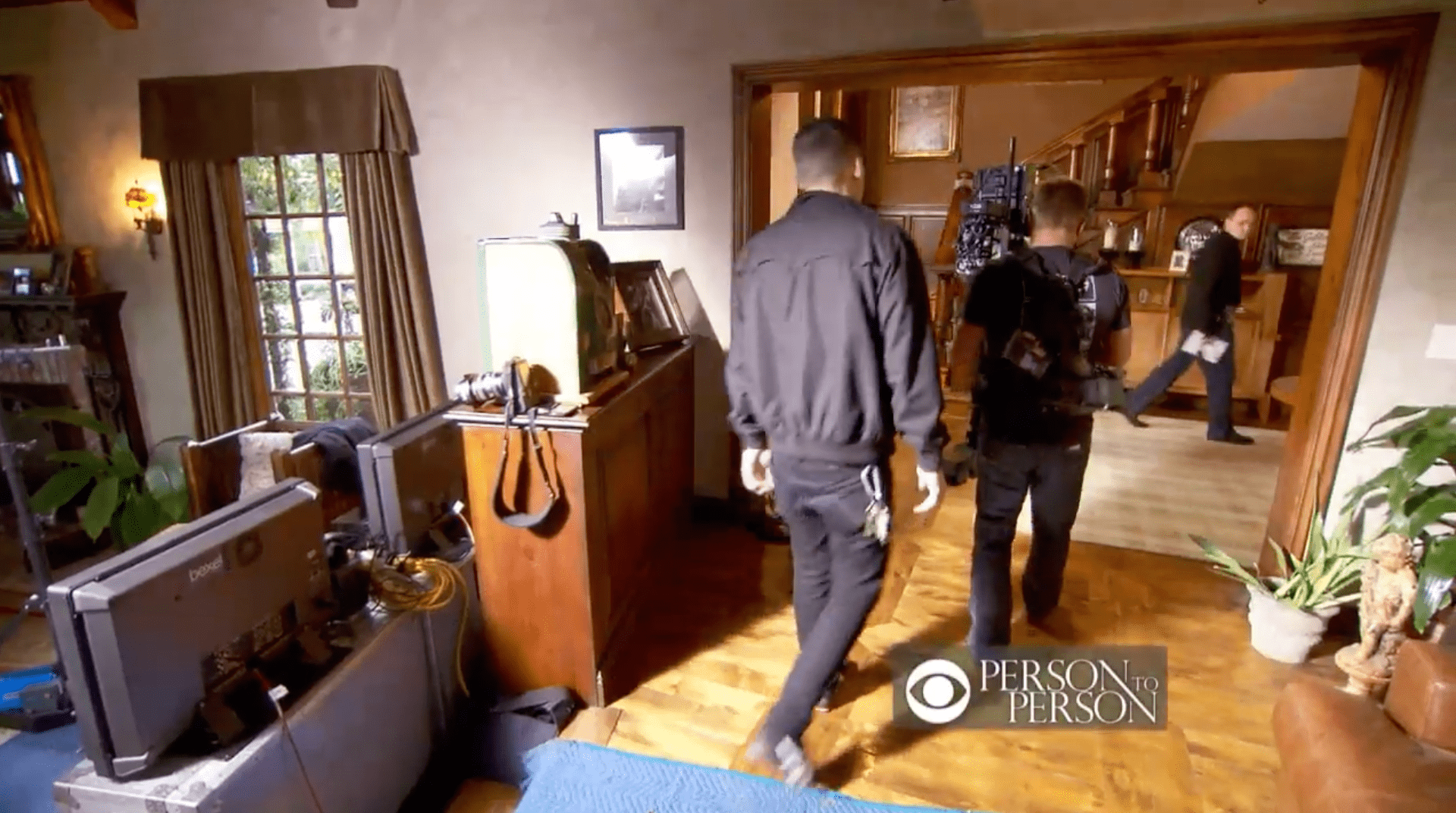 Una parte de la casa de George Clooney en Los Ángeles grabada en "Person to Person" de "CBS News", el 8 de febrero de 2012. | Foto: YouTube/CBS News