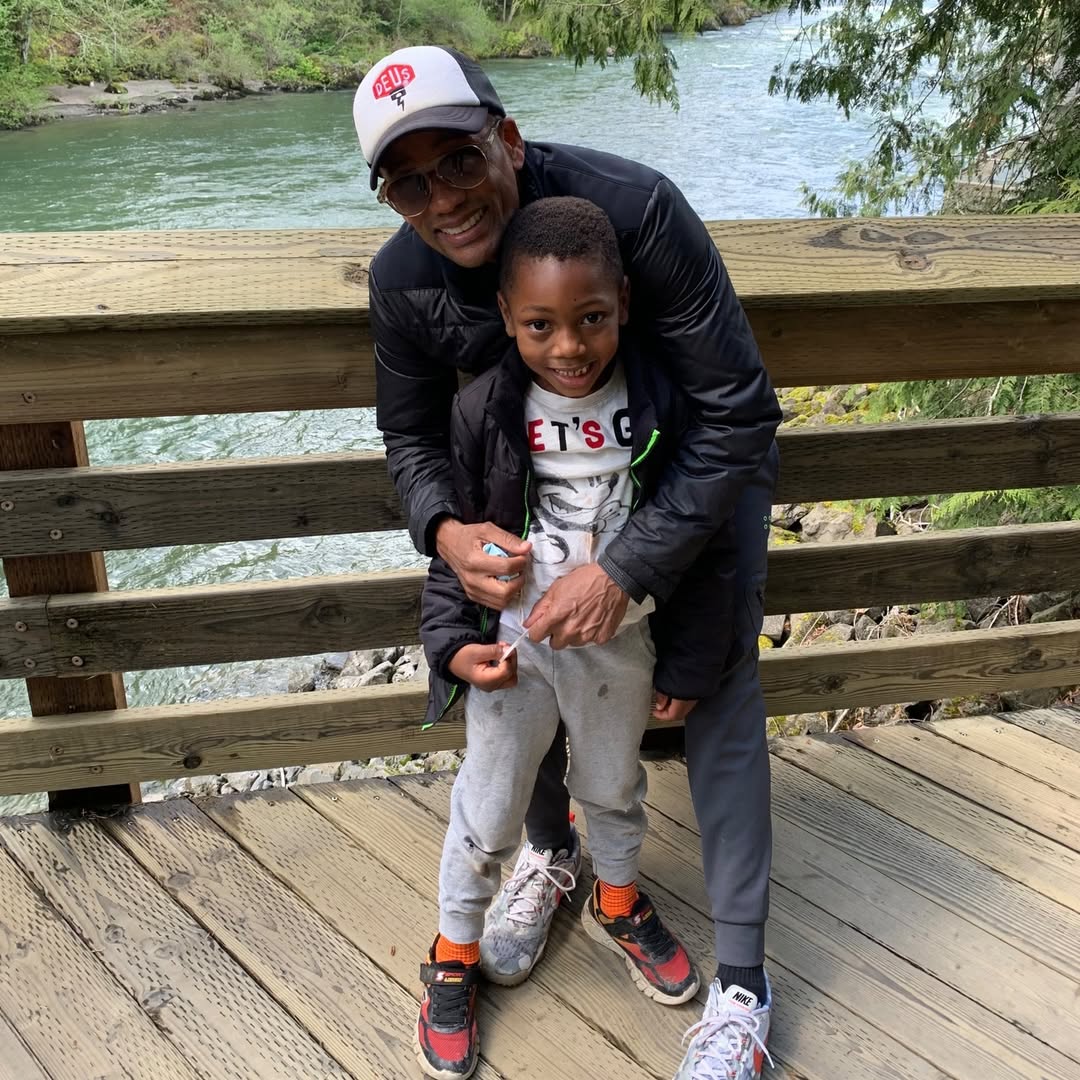 The TV star pictured enjoying a nature walk with his son, Pierce, in a post dated August 13, 2023 | Source: Instagram/hillharper