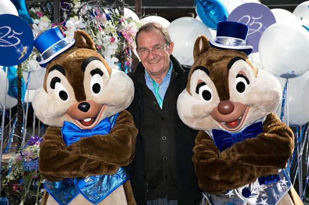 Jean-Pierre Pernaut assiste au 25e anniversaire de Disneyland Paris à Paris, France. |Photo : Getty Images