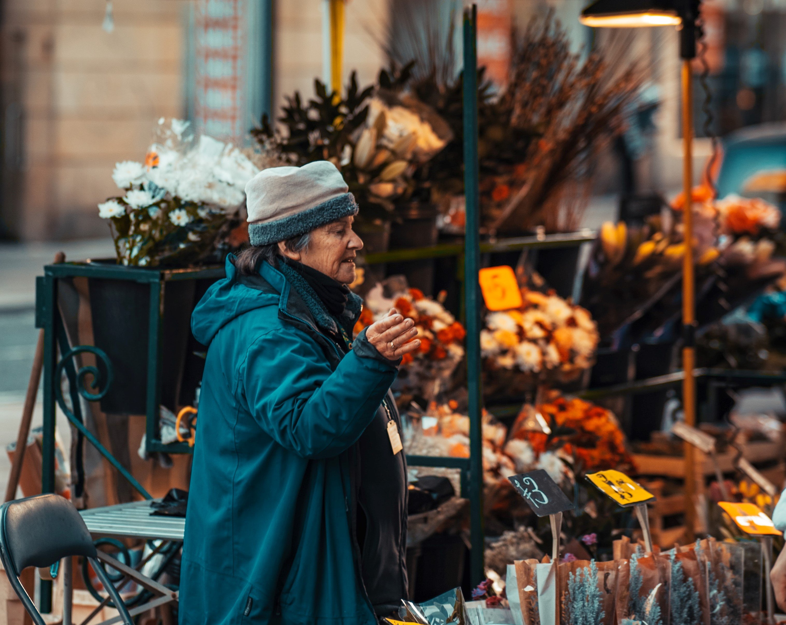 Maria's good deed fetched her a reward & she got her own flower shop as a gift from Mason. | Source: Unsplash