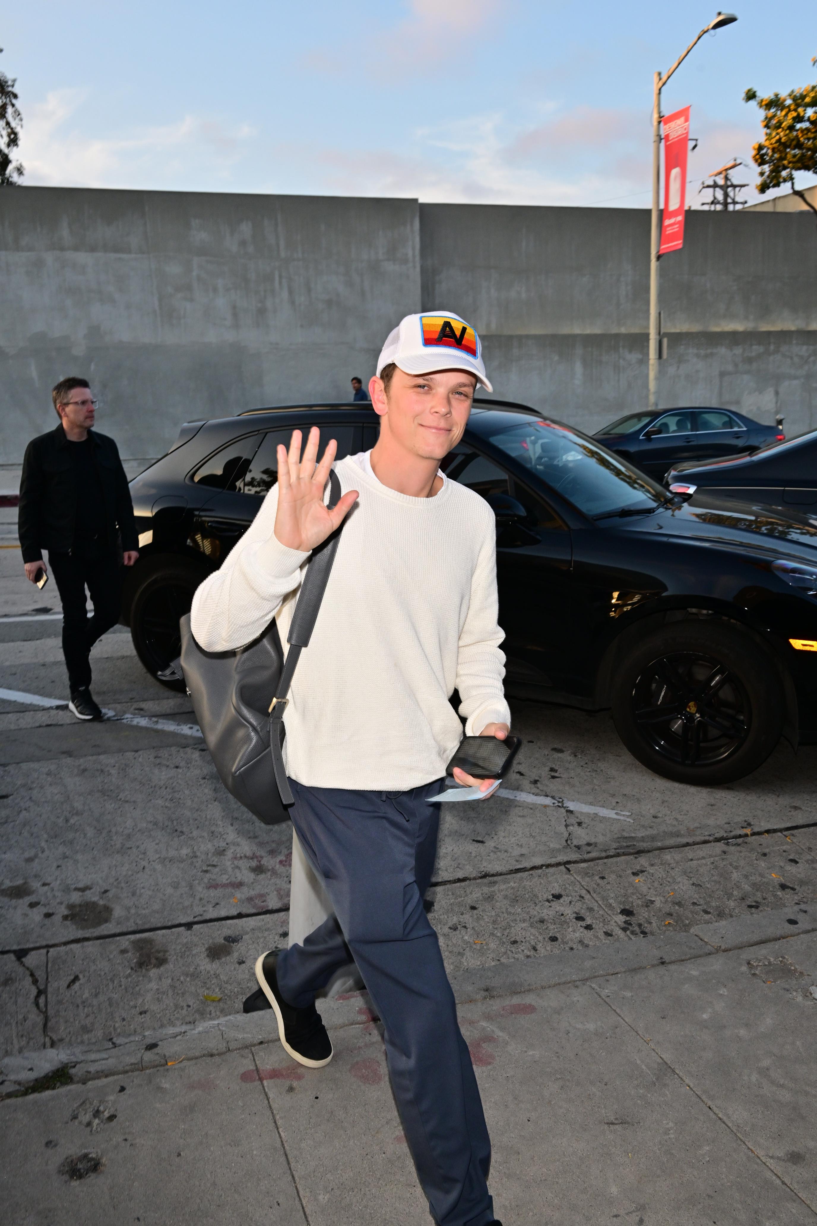 Matthew Lowe seen going to Craigs with his dad Rob Lowe on May 14, 2024 in West Hollywood, California | Source: Getty Images