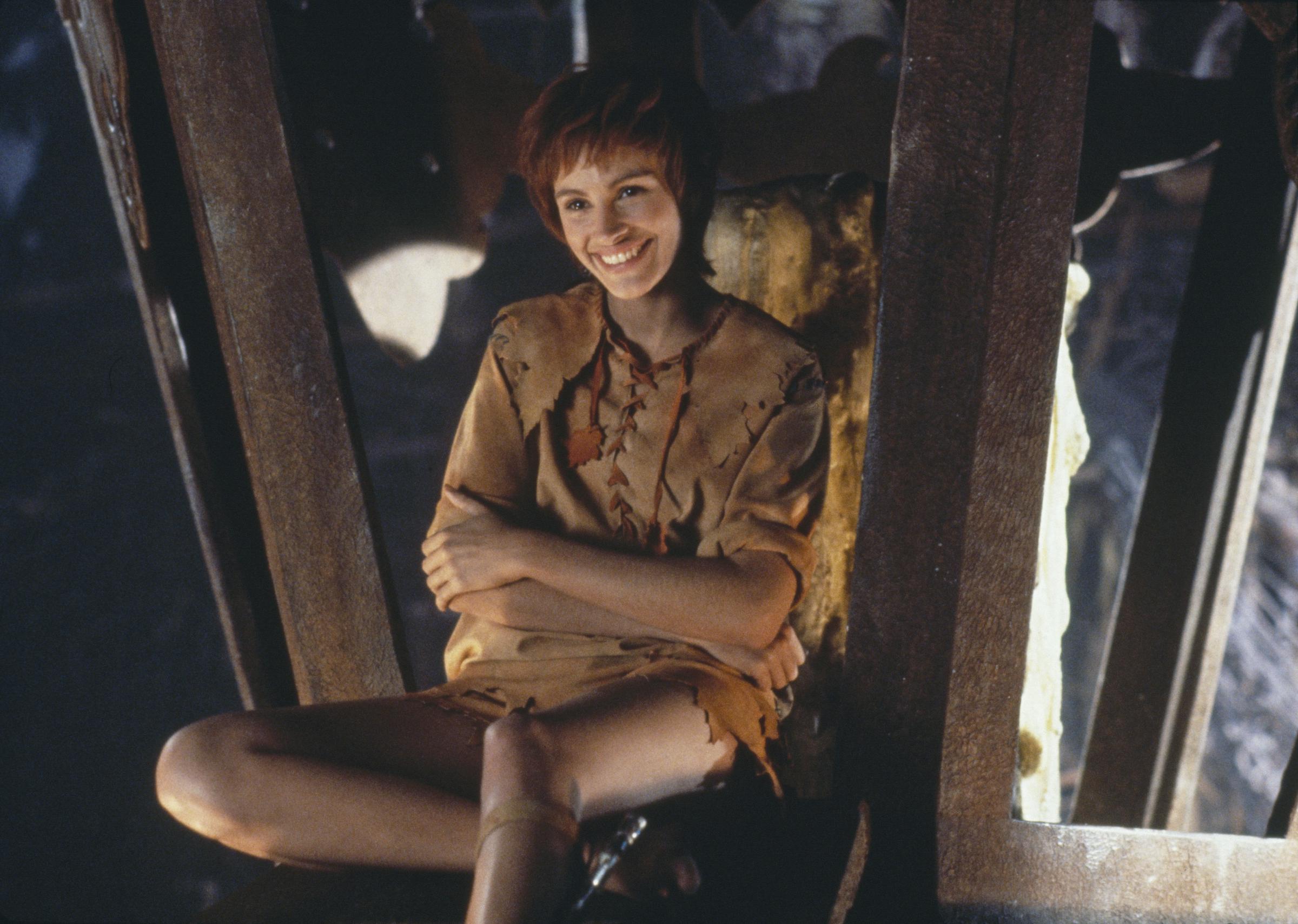 Julia Roberts on the set of Spielberg's film "Hook," in Los Angeles, on January 1, 1991 | Source: Getty Images