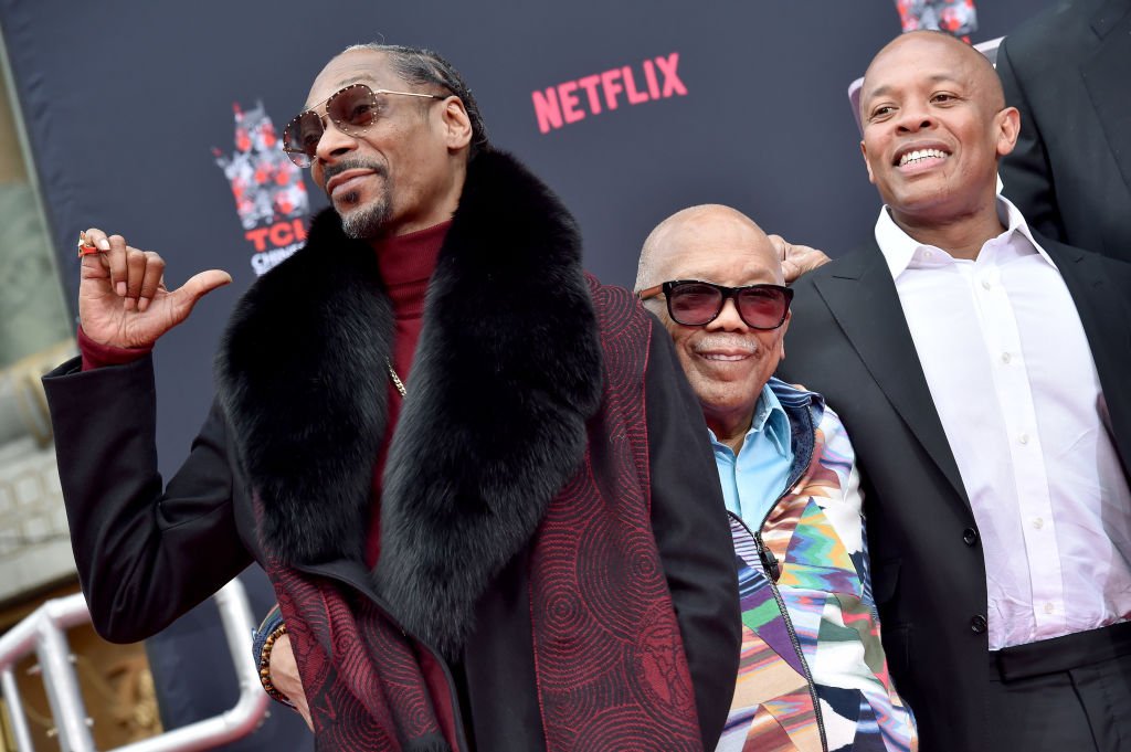 Snoop Dogg, Quincy Jones and Dr. Dre attend the Hand and Footprint Ceremony honoring Quincy Jones| Photo: Getty Images