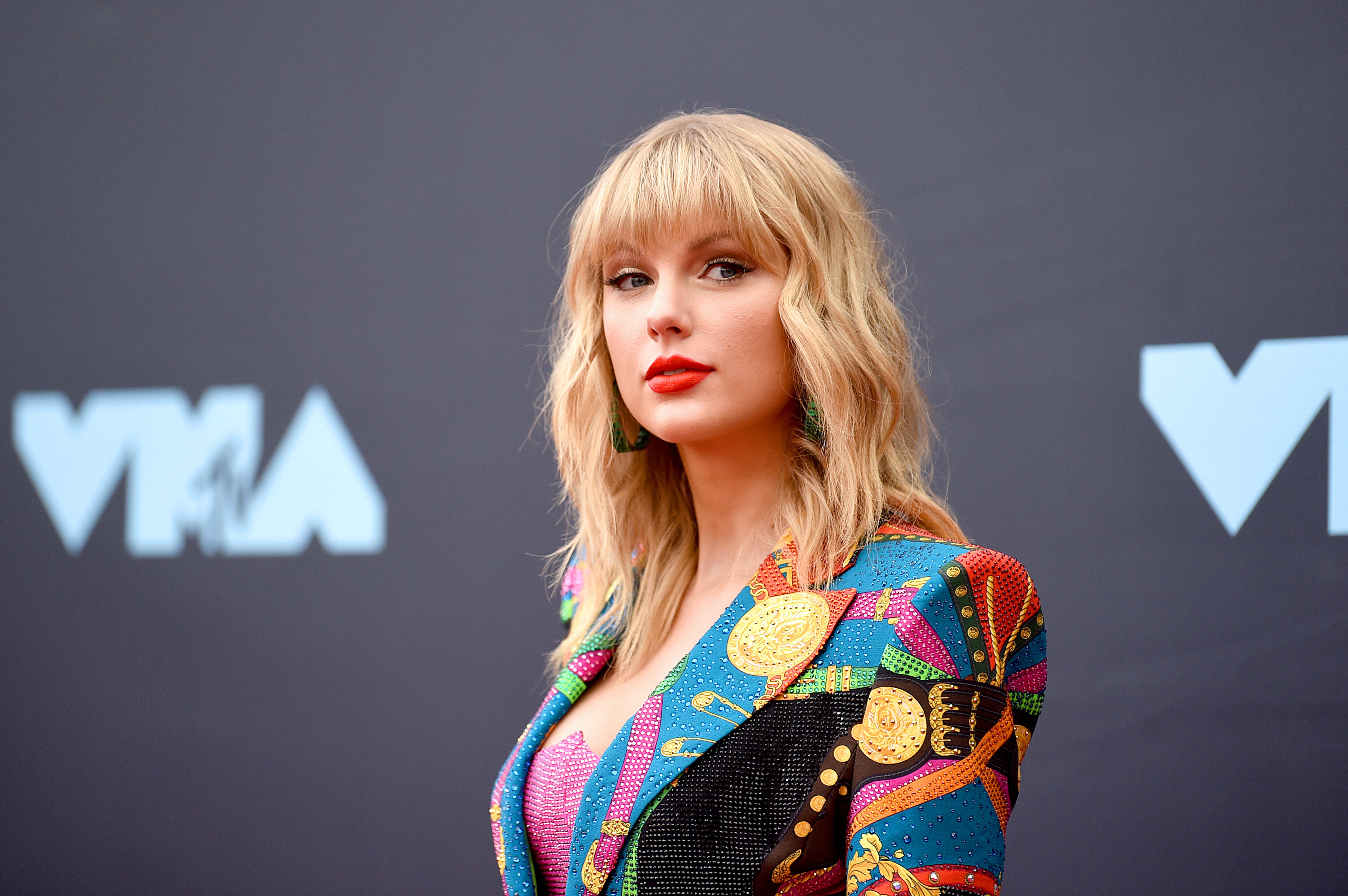 Taylor Swift nimmt an den MTV Video Music Awards 2019 im Prudential Center am 26. August 2019 in Newark, New Jersey teil. | Quelle: Getty Images