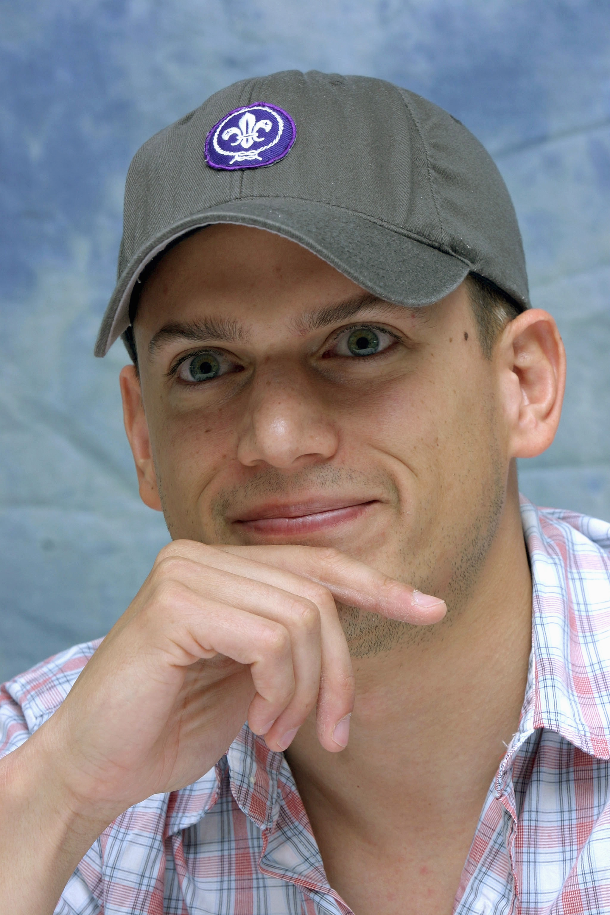 Wentworth Miller talks at the Four Season's Hotel on August 28, 2006, in Los Angeles, California.