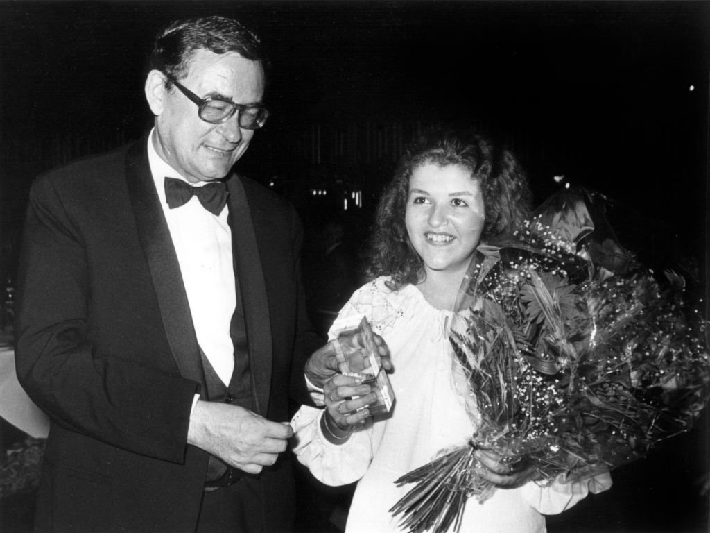 Anne-Sophie Mutter erhält den "Deutschen Schallplattenpreis 1979" | Quelle: Getty Images