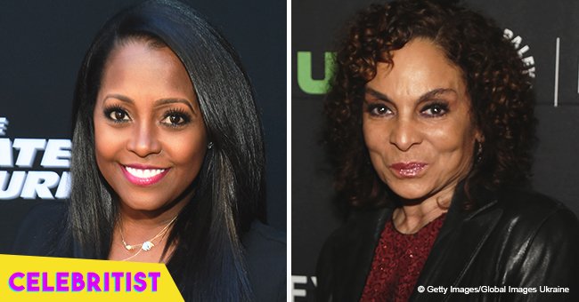 Keshia Knight Pulliam is all smiles, rocking plunging outfit in new photo with Jasmine Guy