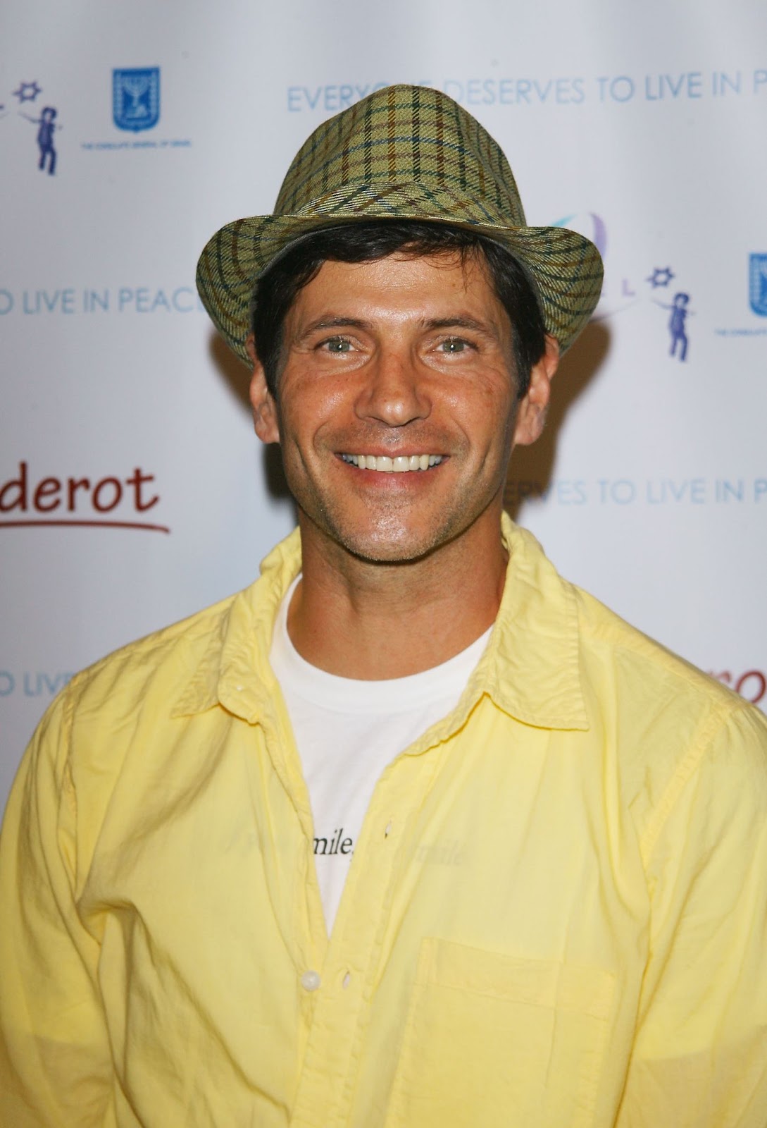 The actor at a benefit concert for Israel's 60th Anniversary of Independence celebration on February 26, 2008, in Beverly Hills, California. | Source: Getty Images