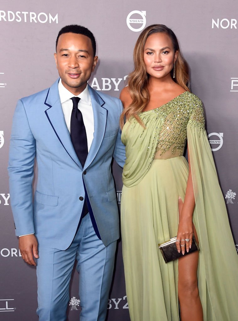 John Legend and Chrissy Teigen attend the 2019 Baby2Baby Gala at 3LABS on November 09, 2019 | Photo: Getty Images.