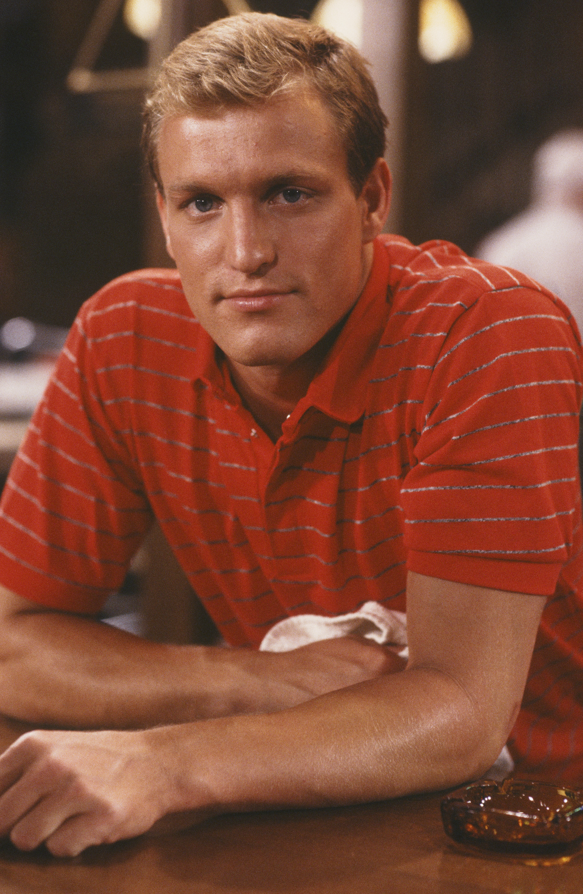 Woody Harrelson in his role as Woody Boyd during Episode 2 of "Woody Goes Belly Up" aired on October 3, 1985 | Source: Getty Images