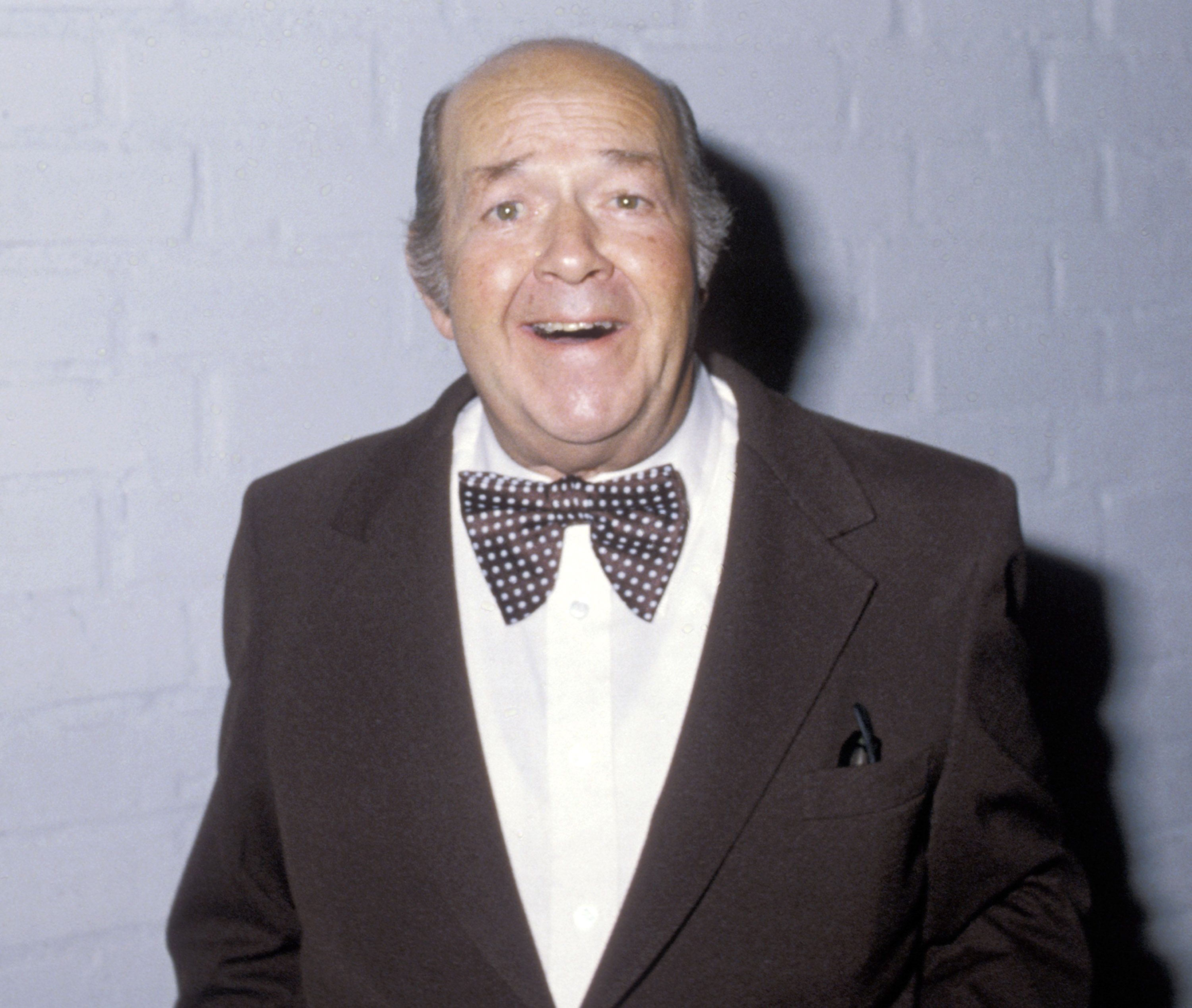Stubby Kaye at Ron Galella Studio Headshot for Special Assignment on December 30, 2004 | Photo: Getty Images