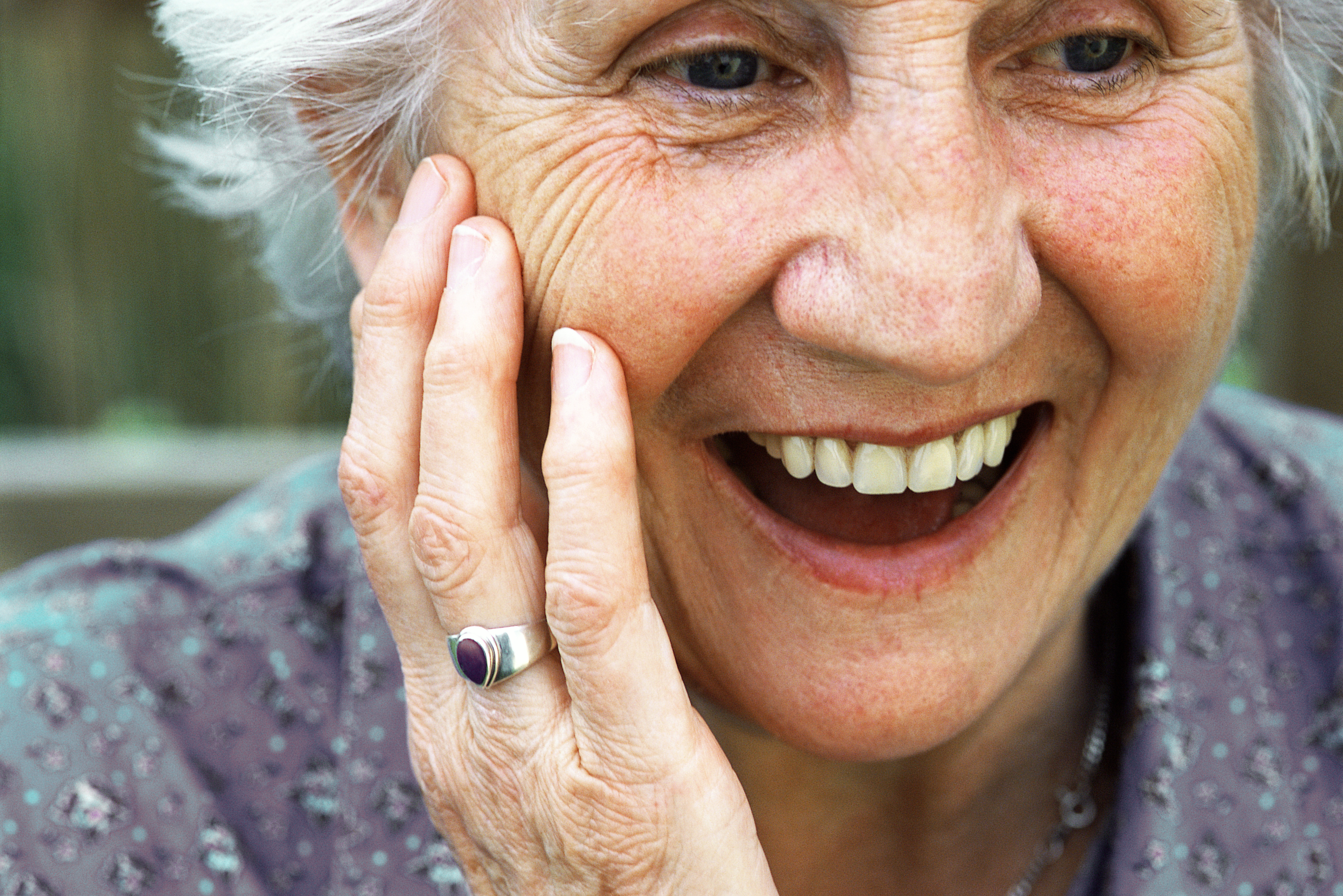 A  smiling older woman | Source: Getty Images