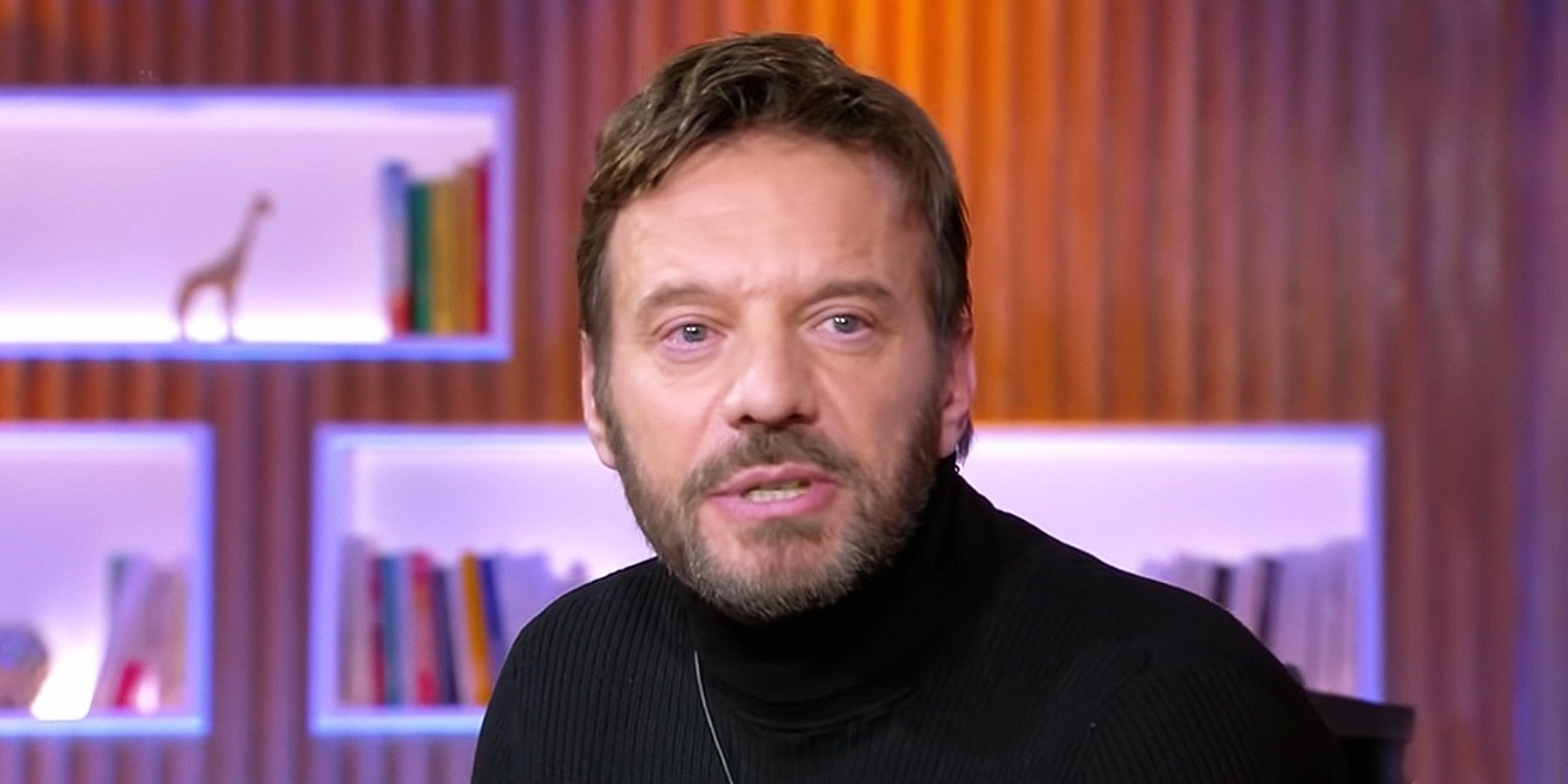youtube.com/C à vous 