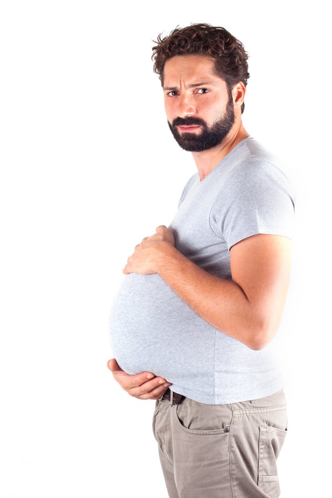 Un homme enceinte.| Source : Shutterstock