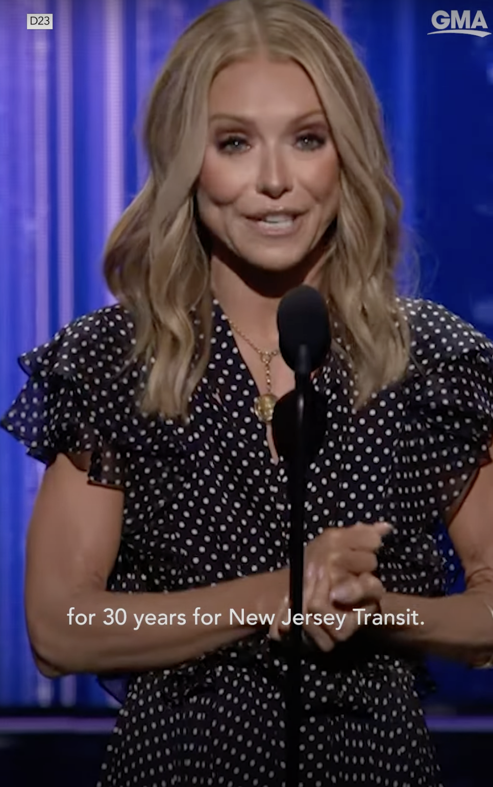 Kelly Ripa during her acceptance speech, posted on August 13, 2024 | Source: YouTube/@GMA