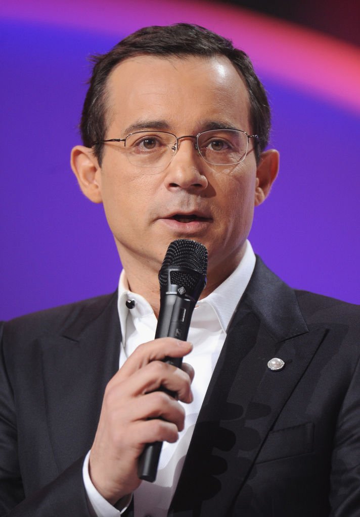 Jean-Luc Delarue assiste à la 25ème cérémonie de remise des Victoires de la Musique au Zénith de Paris le 6 mars 2010 à Paris. | Photo : Getty Images Jean-Luc Delarue assiste à la 25ème cérémonie de remise des Victoires de la Musique au Zénith de Paris le 6 mars 2010 à Paris. | Photo : Getty Images